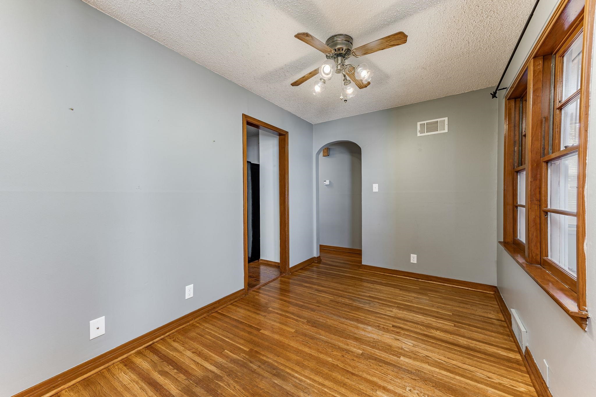 1624 N Perry Avenue Wichita KS 67203