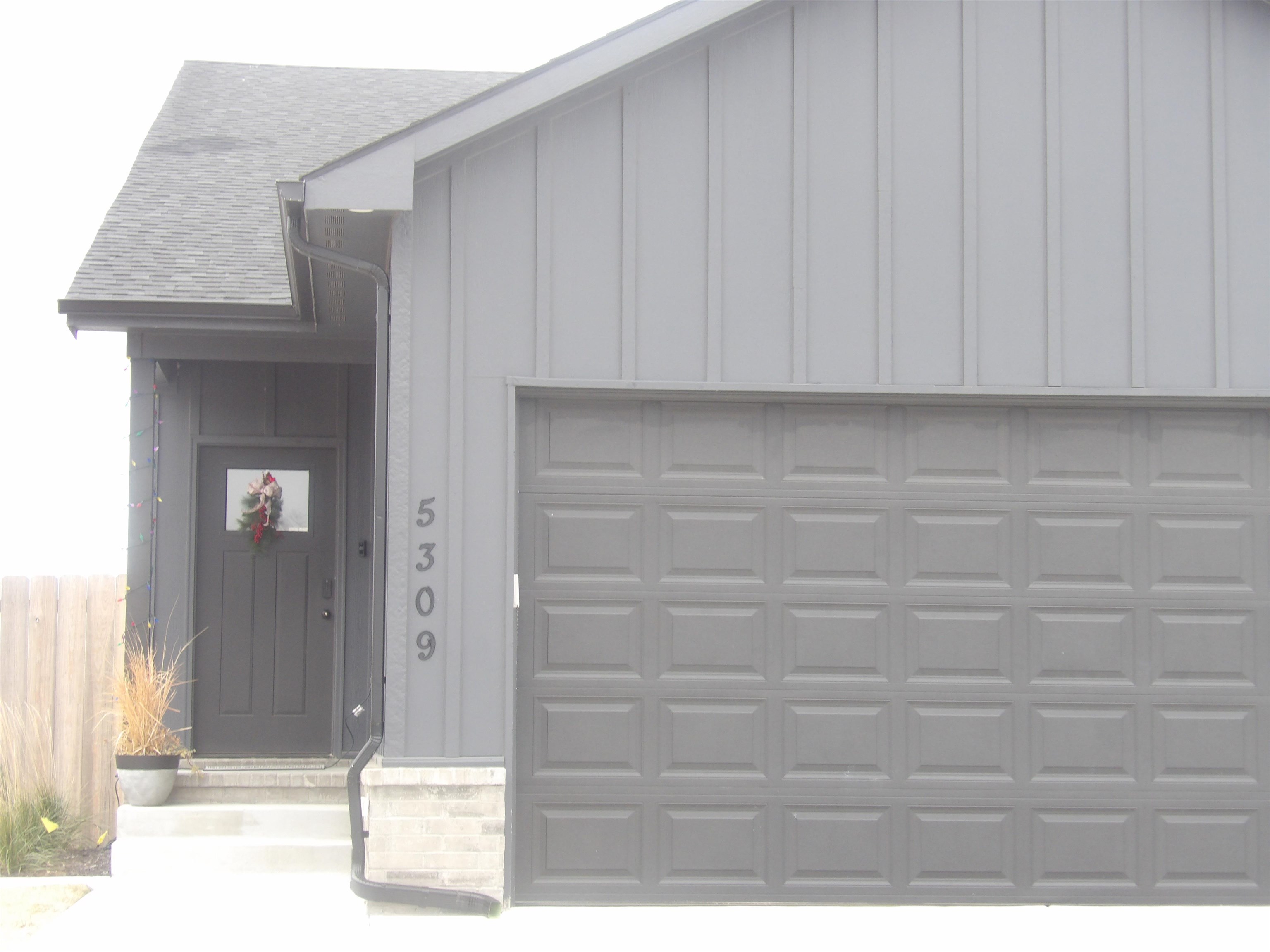 5309 Pinecrest Court N Bel Aire KS 67220