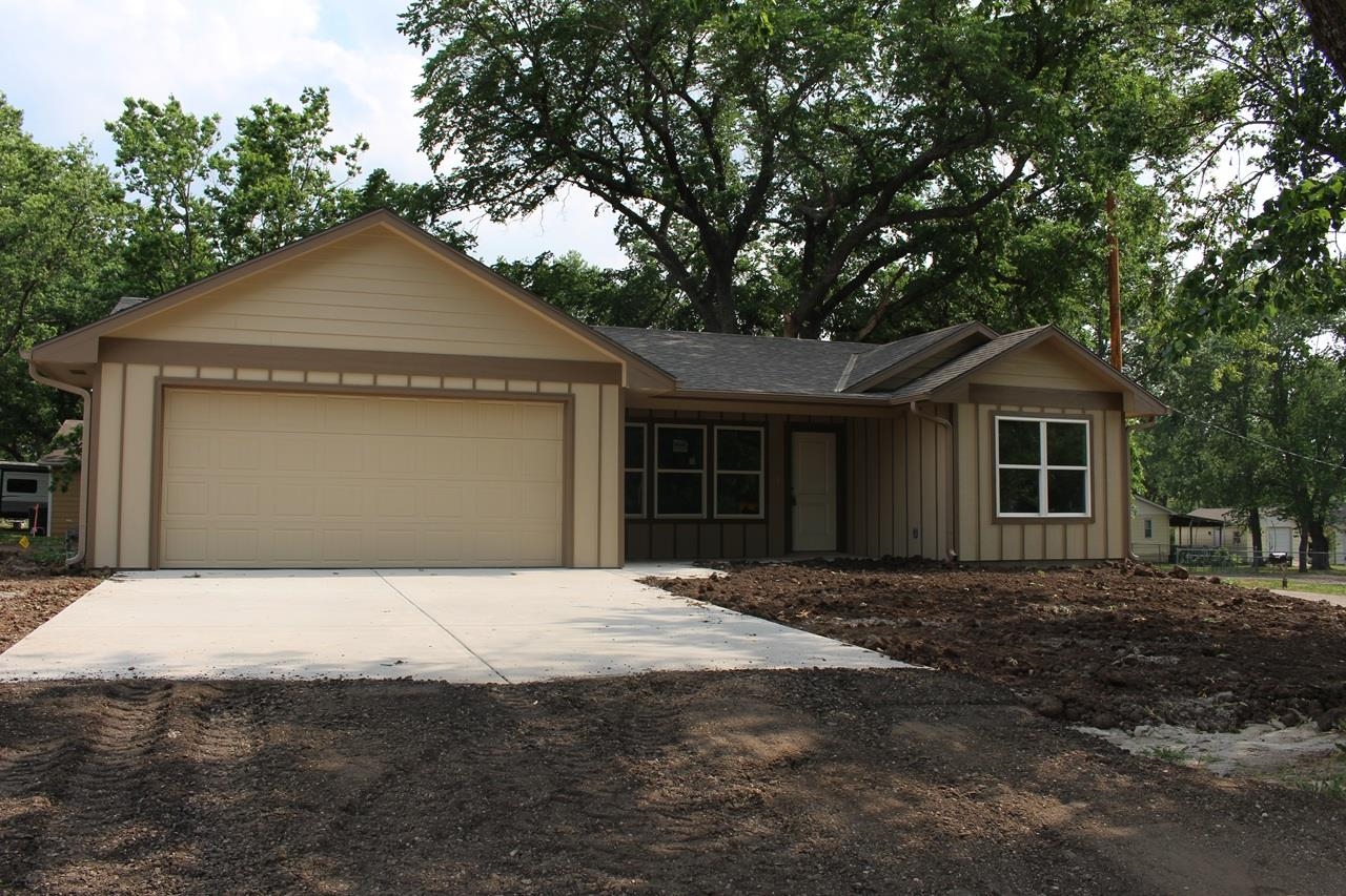 401 E 11th Avenue El Dorado KS 67042