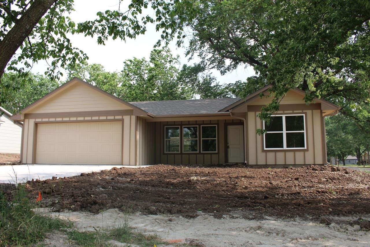 401 E 11th Avenue El Dorado KS 67042