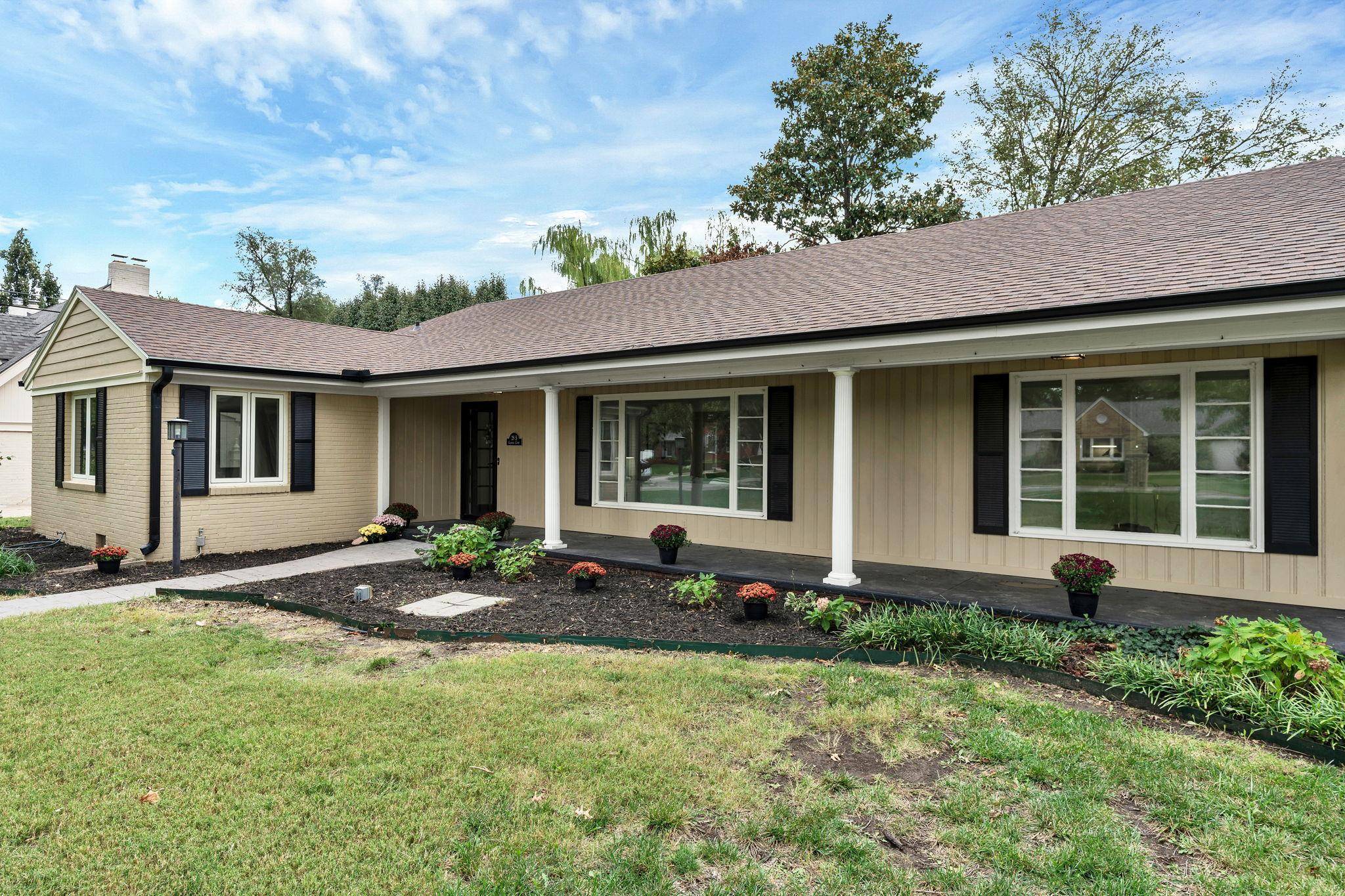 28 S Colonial Court Eastborough KS 67207