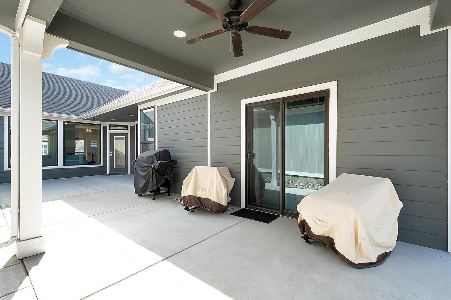 616 E Park Place Andover KS 67002