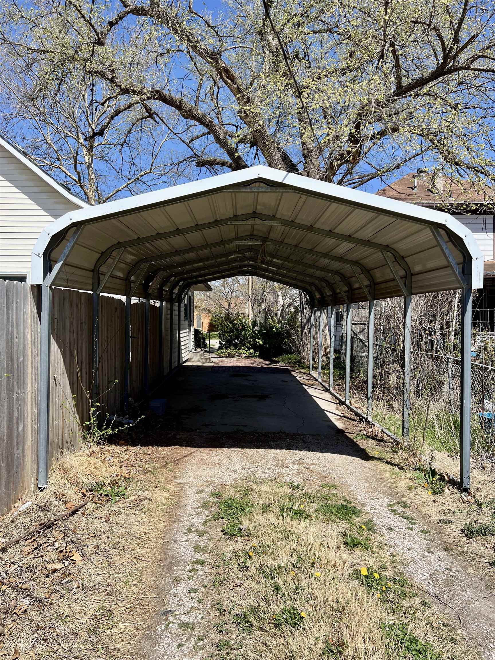 821 E 10th Winfield KS 67005