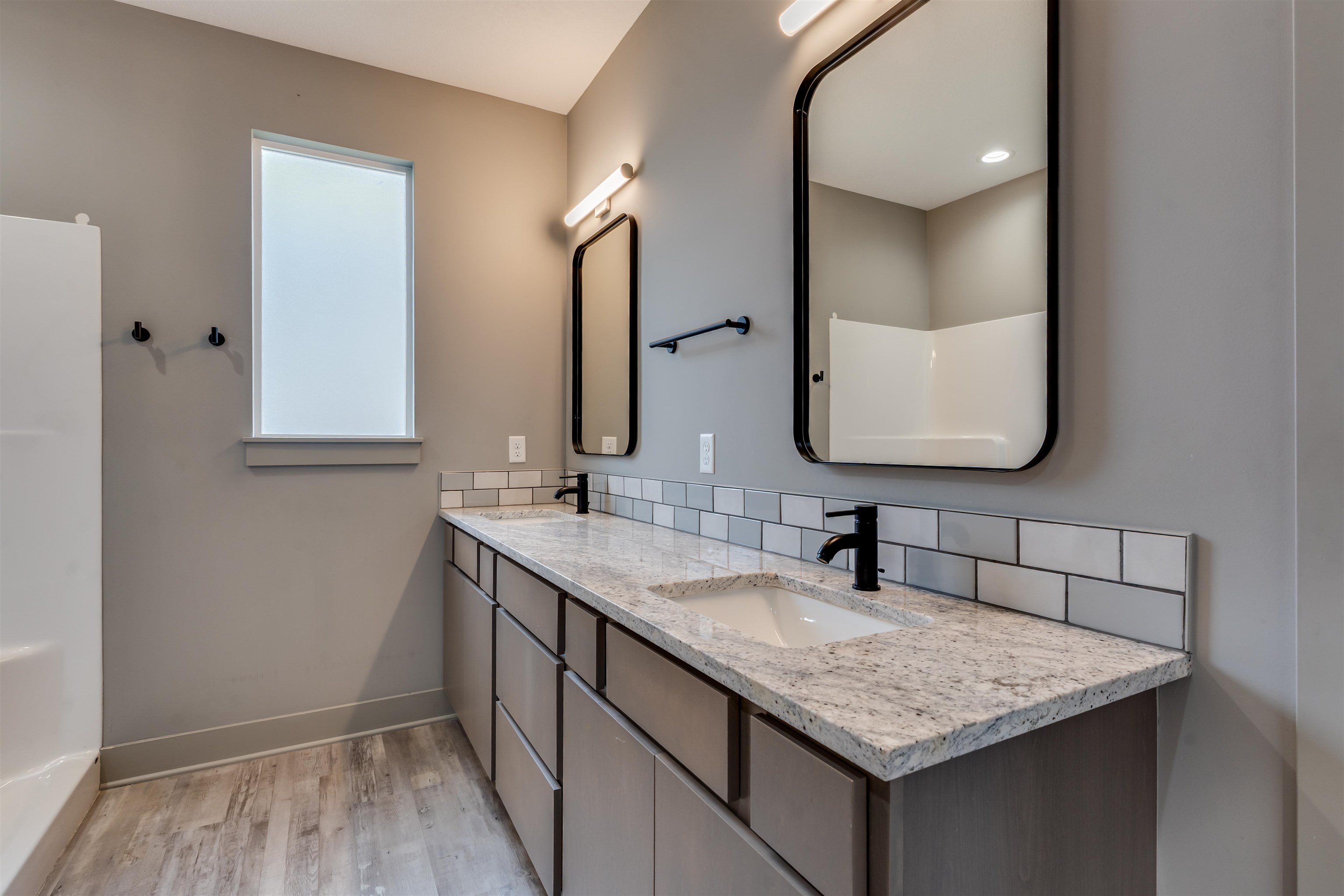 3413 S Capri Wichita KS 67210