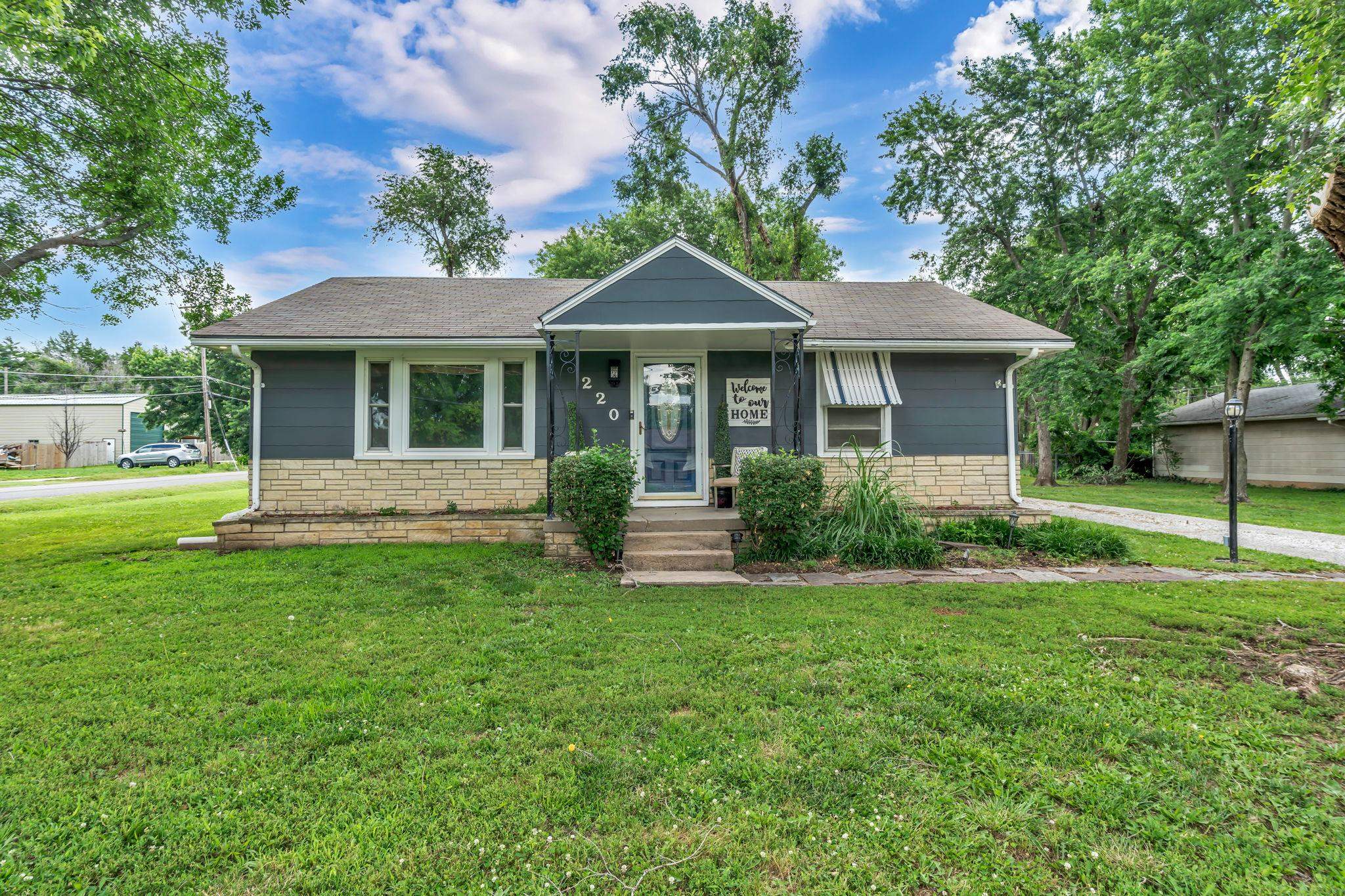 220 N 6th Street Towanda KS 67144