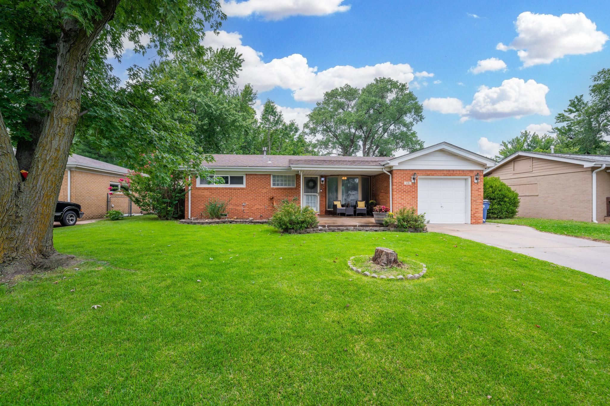 1251 N Baltimore Avenue Derby KS 67037