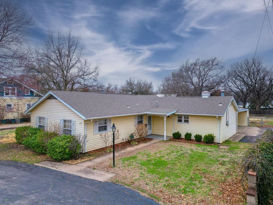 1115 Mound Street Winfield KS 67156
