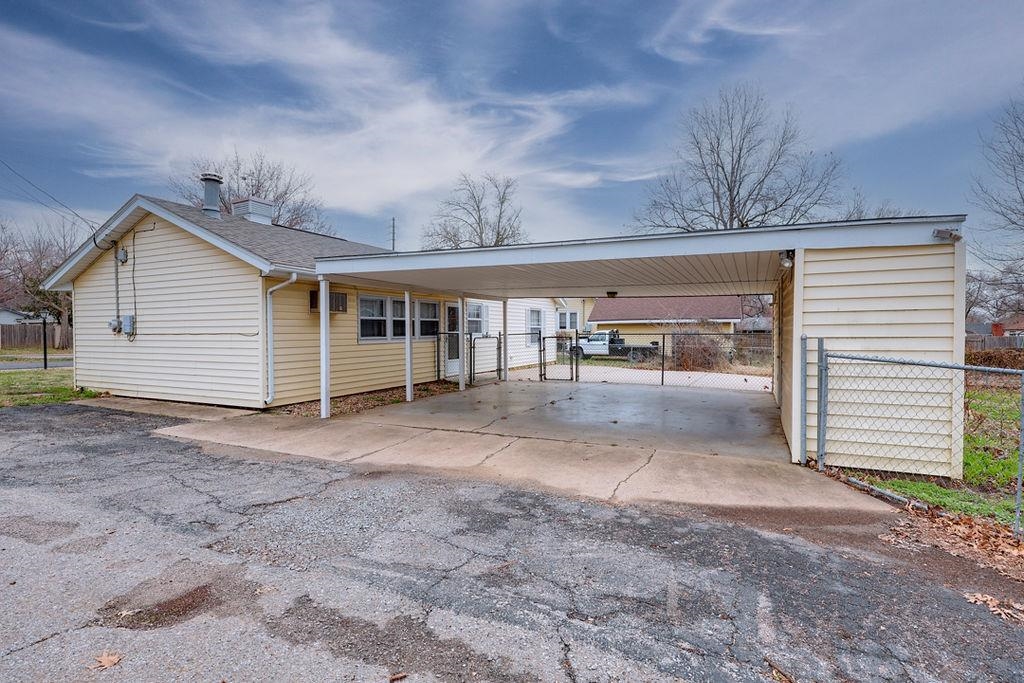 1115 Mound Street Winfield KS 67156