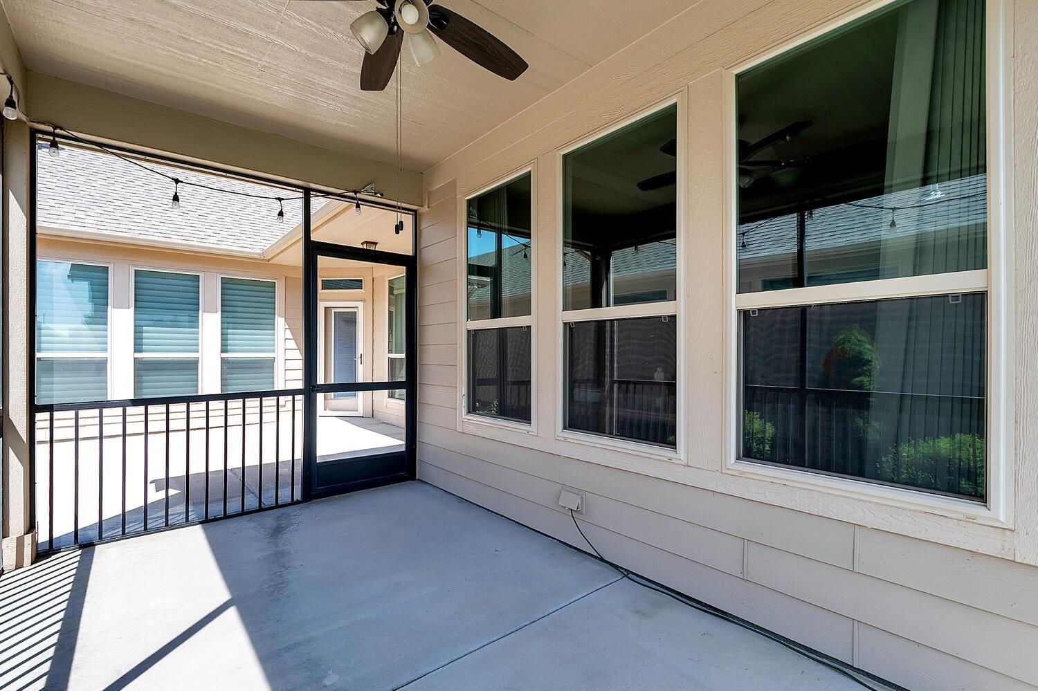 4768 N Prestwick Avenue Bel Aire KS 67226