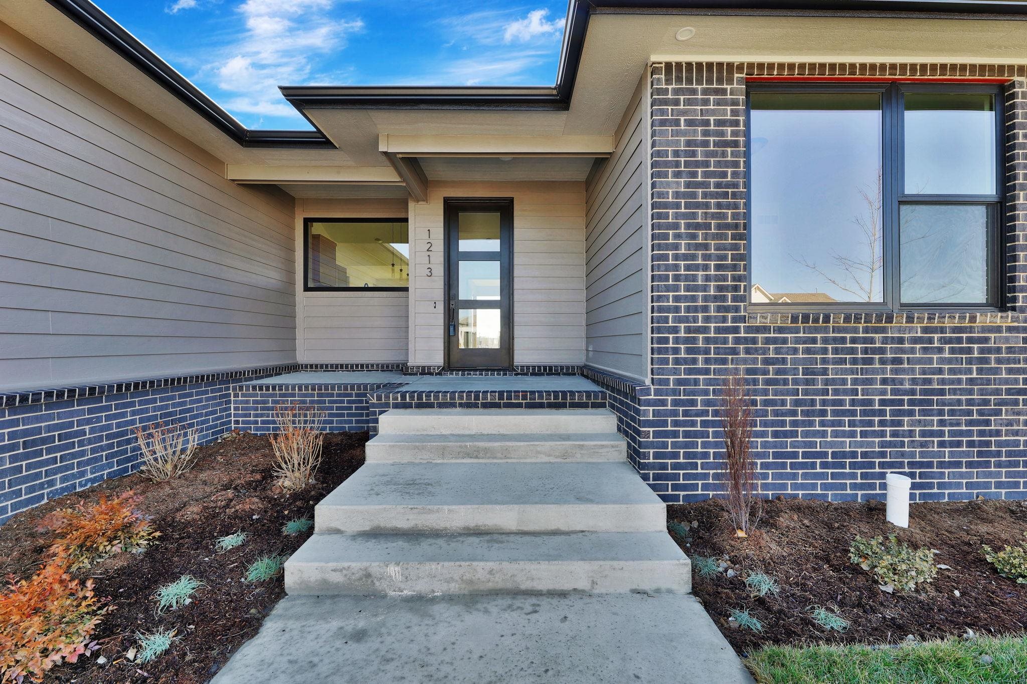 1213 W Lakeway Court Andover KS 67002