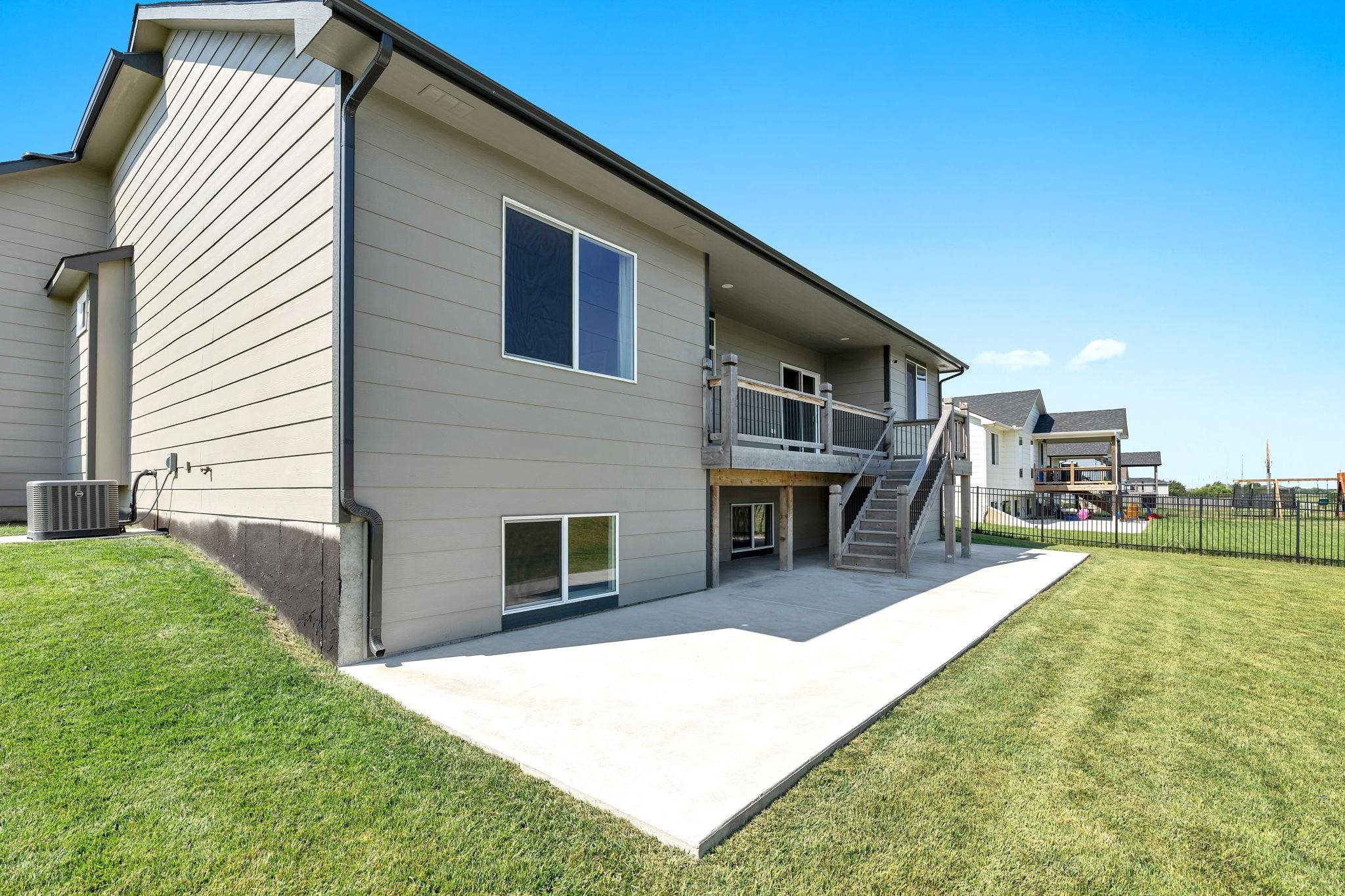 7260 E Pheasant Ridge Street Bel Aire KS 67226