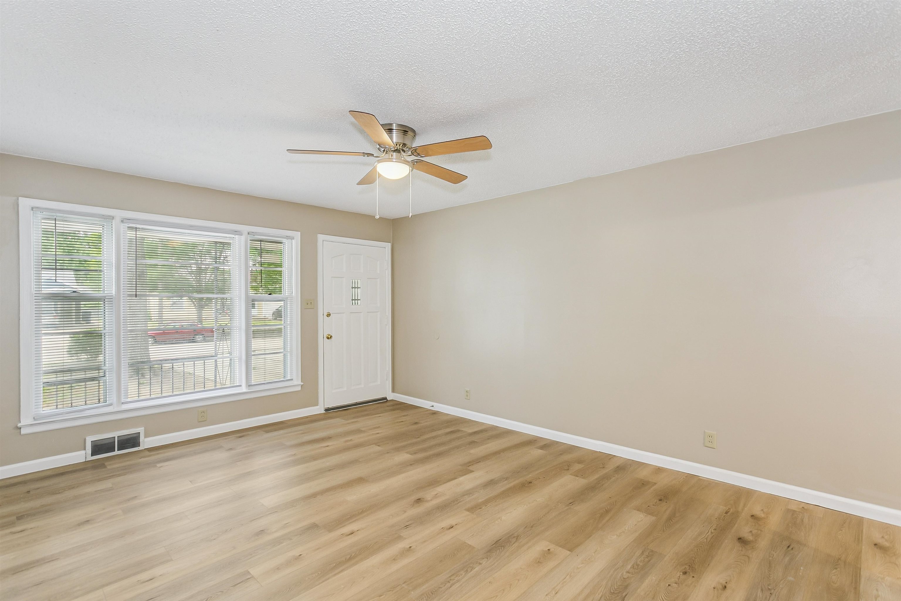 2134 S Poplar Wichita KS 67211
