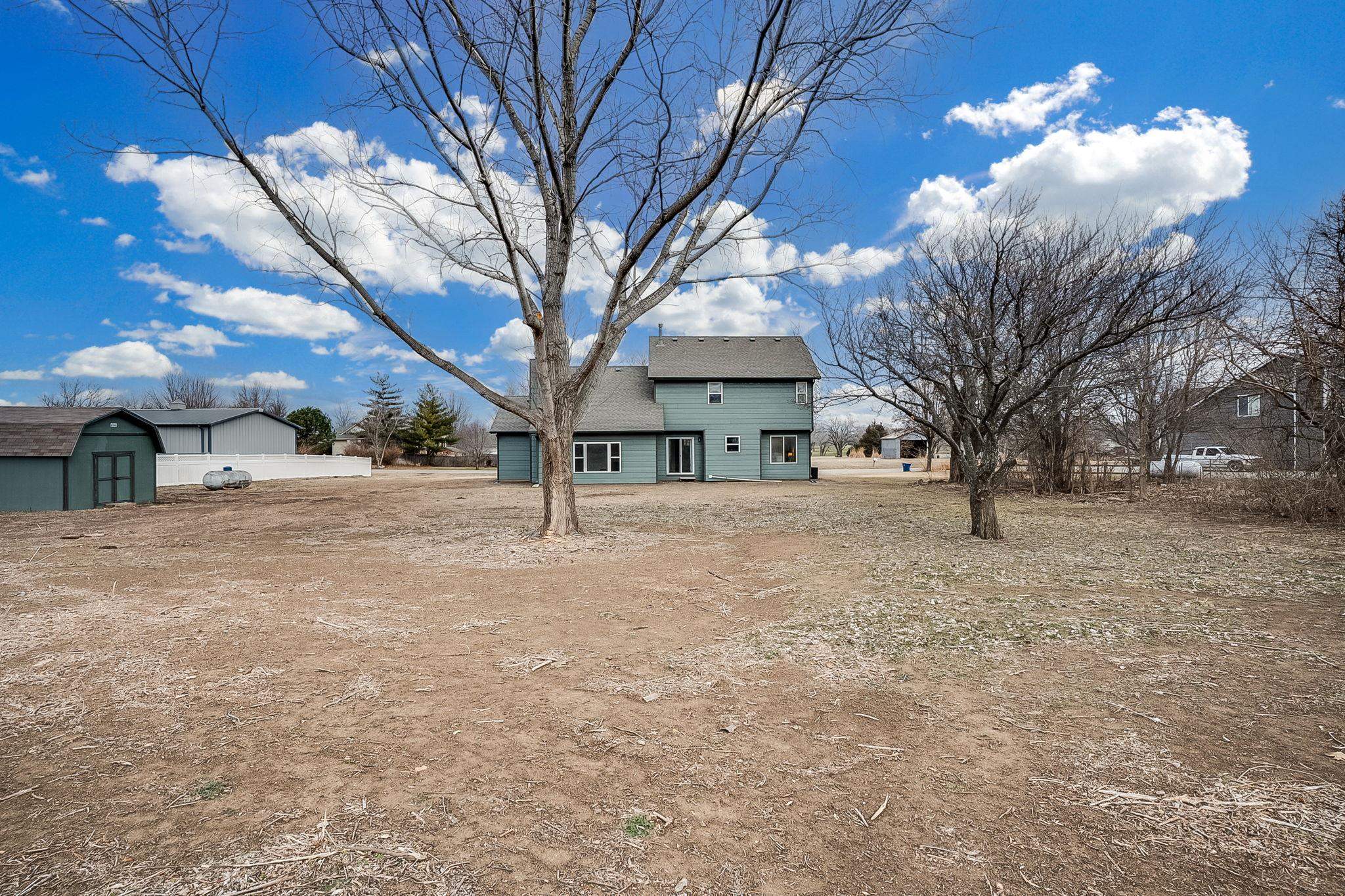 11723 E Fireside Lane Derby KS 67037-8744