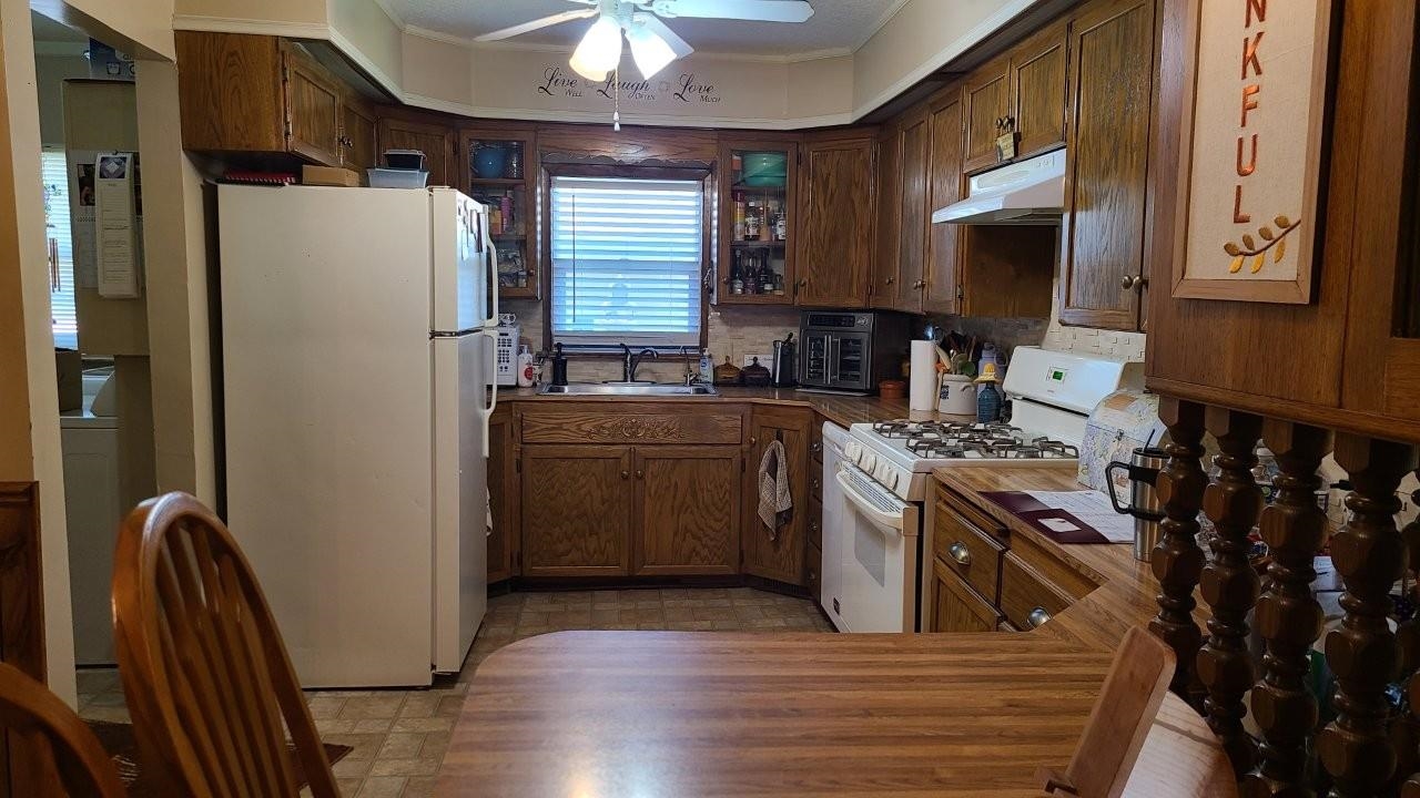 404 E 13th Street Harper KS 67058