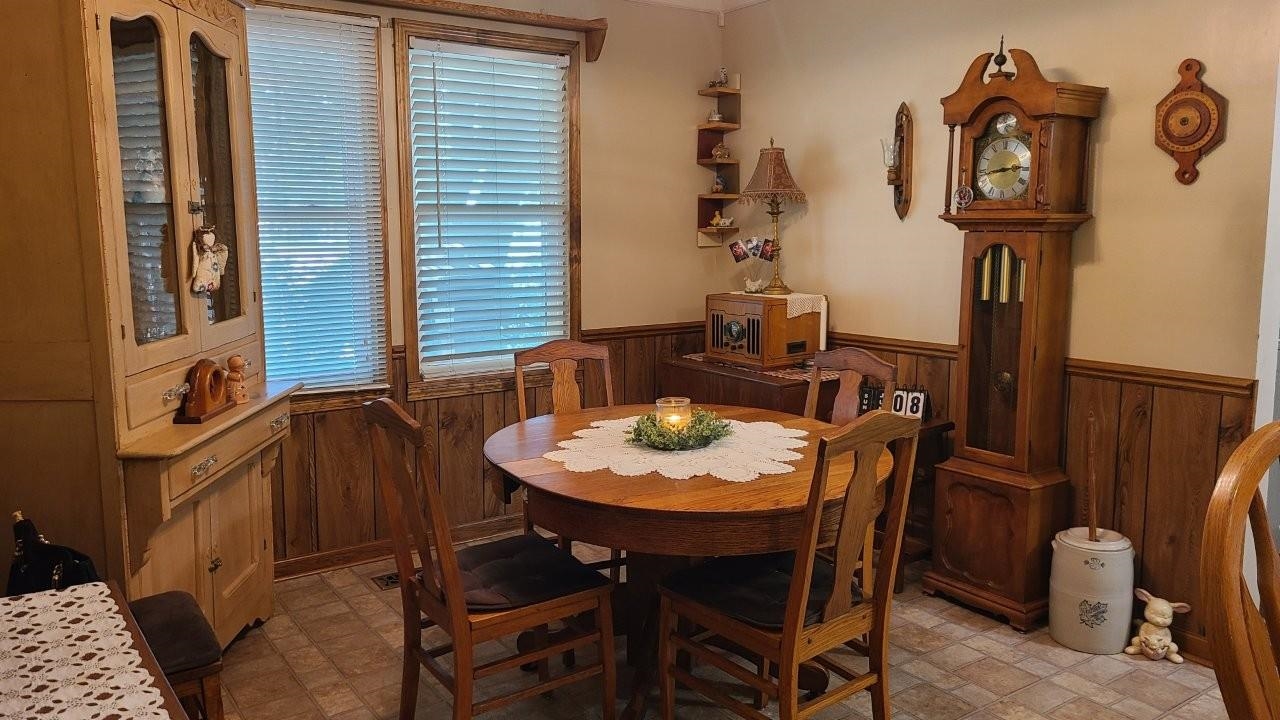 404 E 13th Street Harper KS 67058