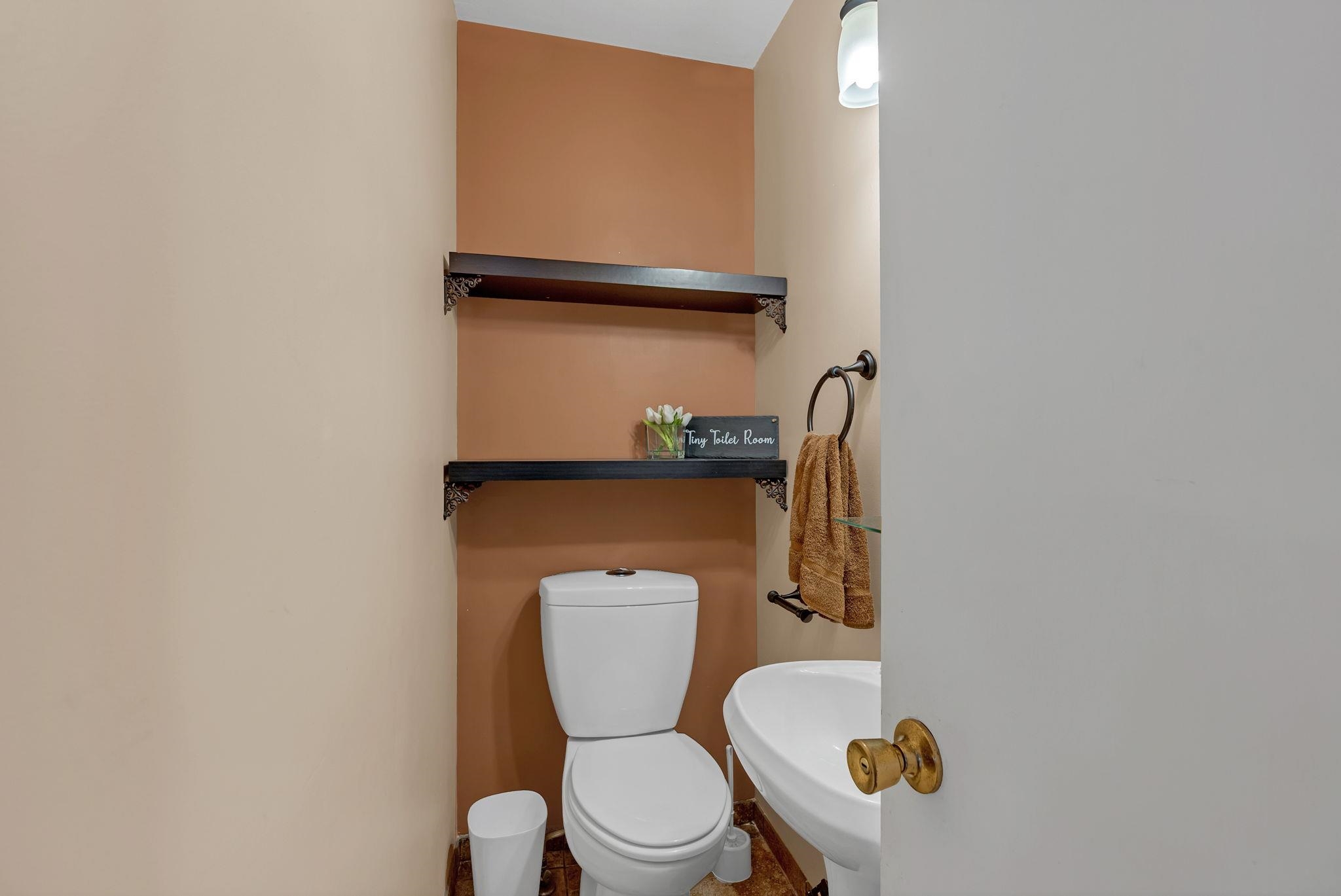 2534 N Halstead Wichita KS 67204