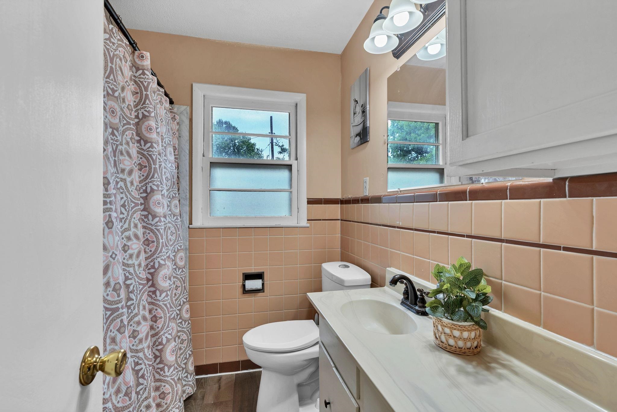 2534 N Halstead Wichita KS 67204