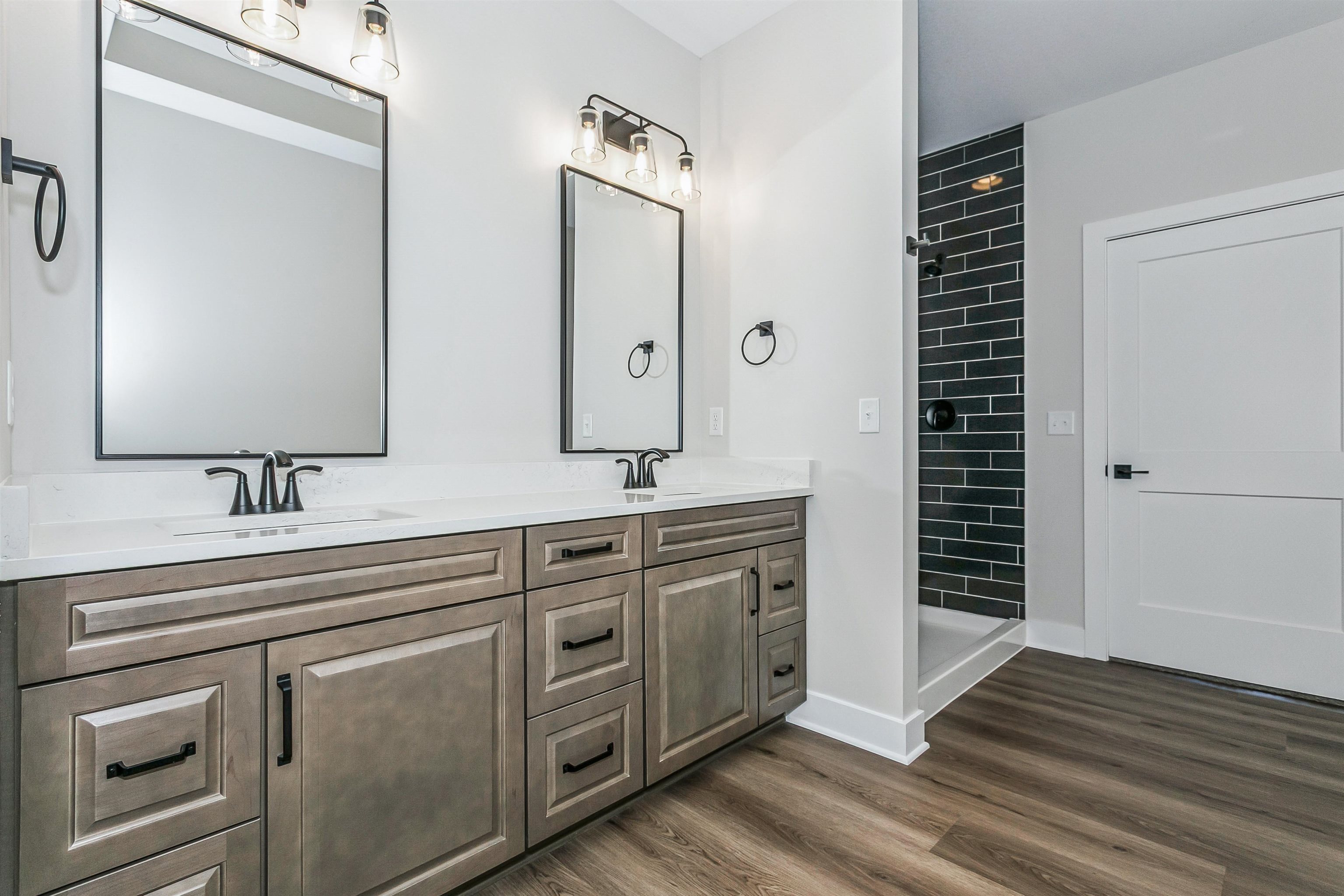 313 W Boxthorn Andover KS 67002