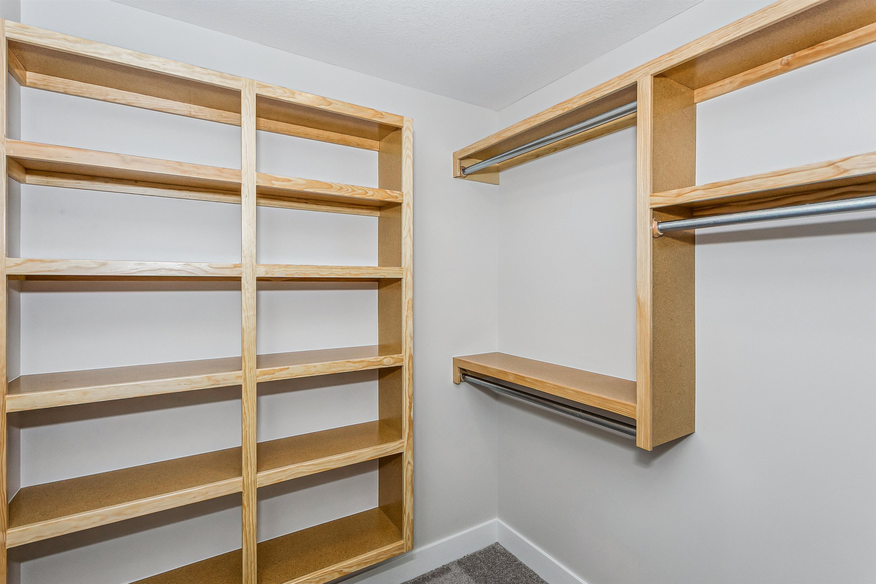 313 W Boxthorn Andover KS 67002