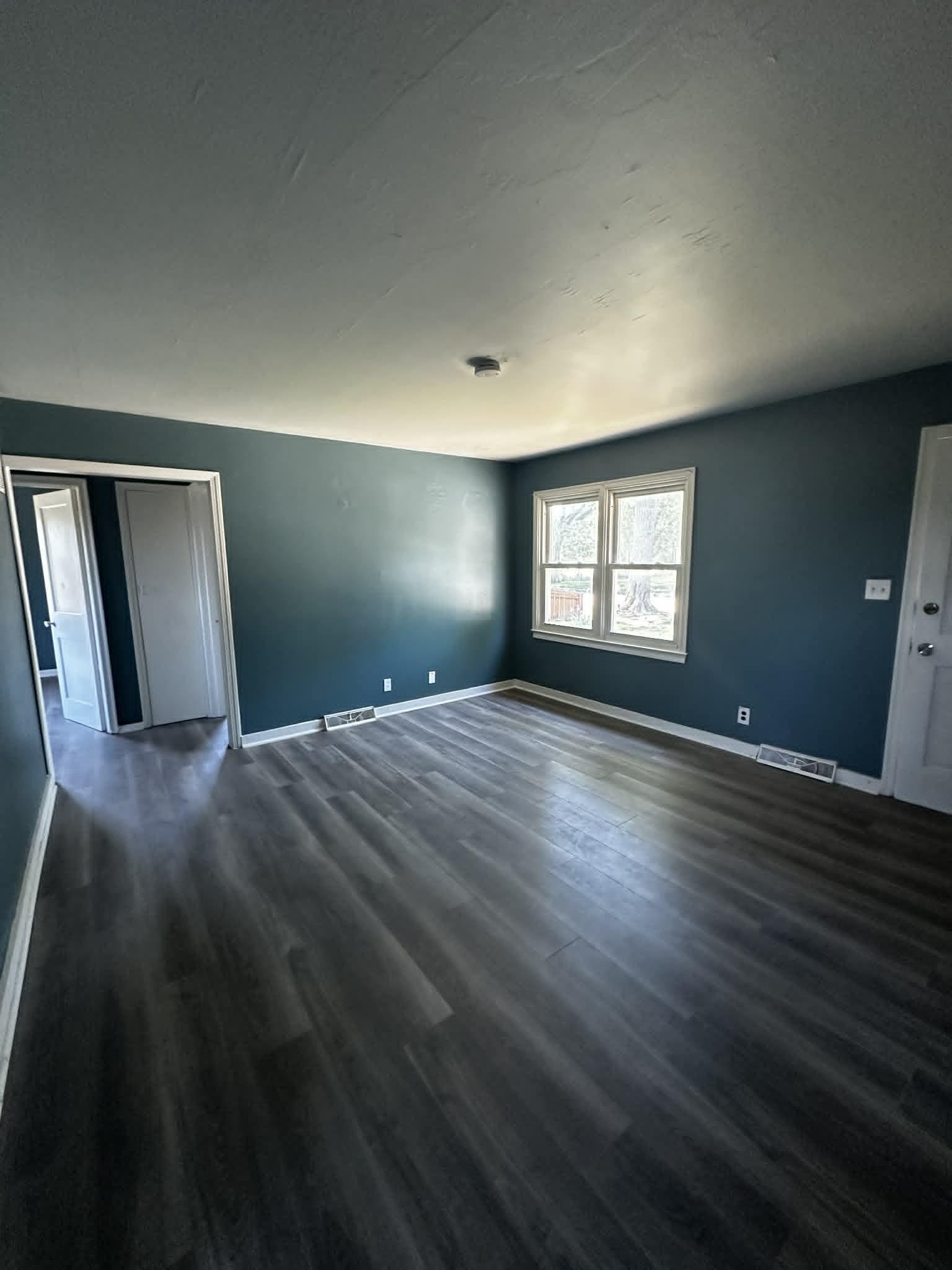 2334 S Greenwood Street Wichita KS 67211