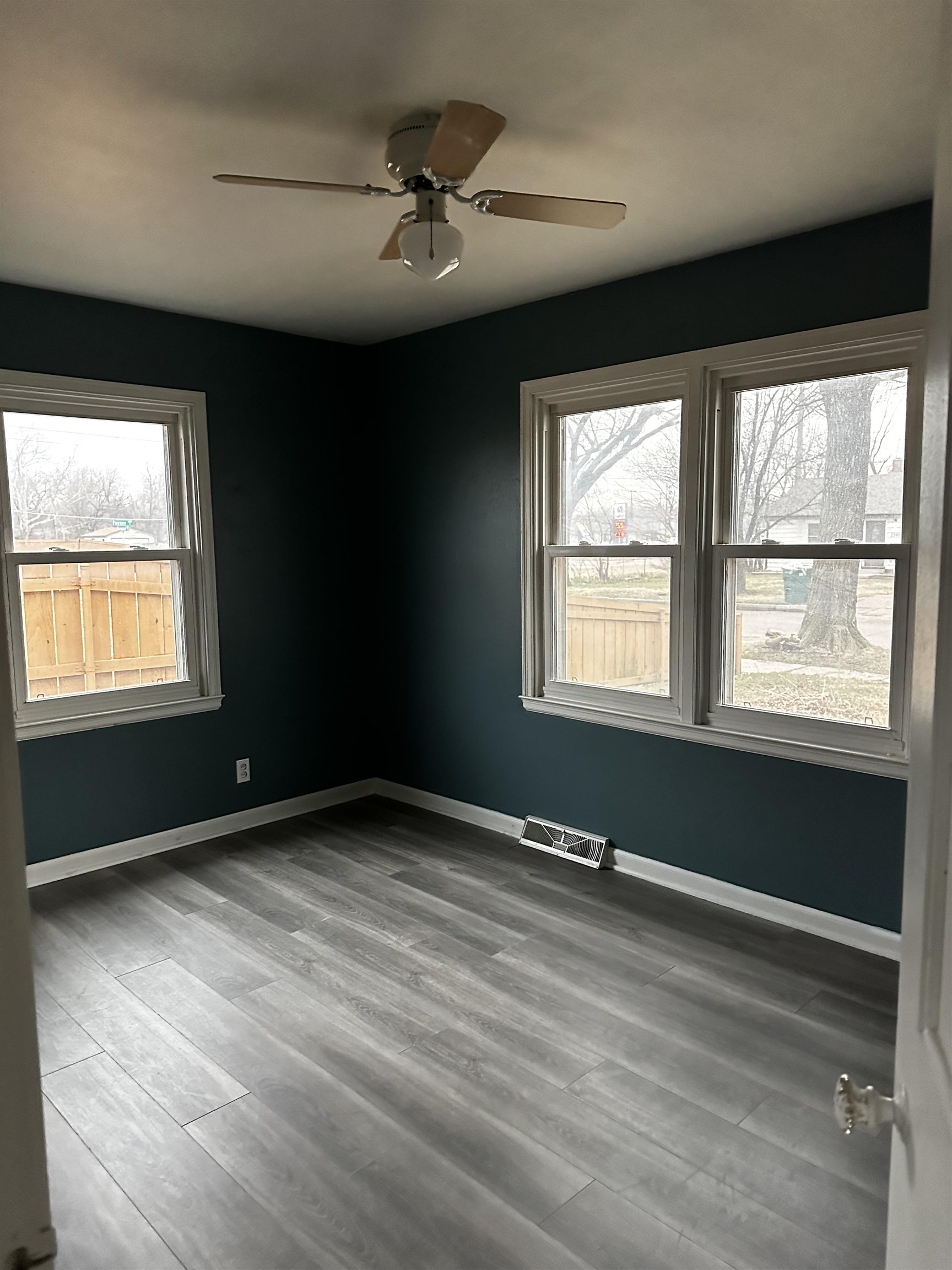 2334 S Greenwood Street Wichita KS 67211