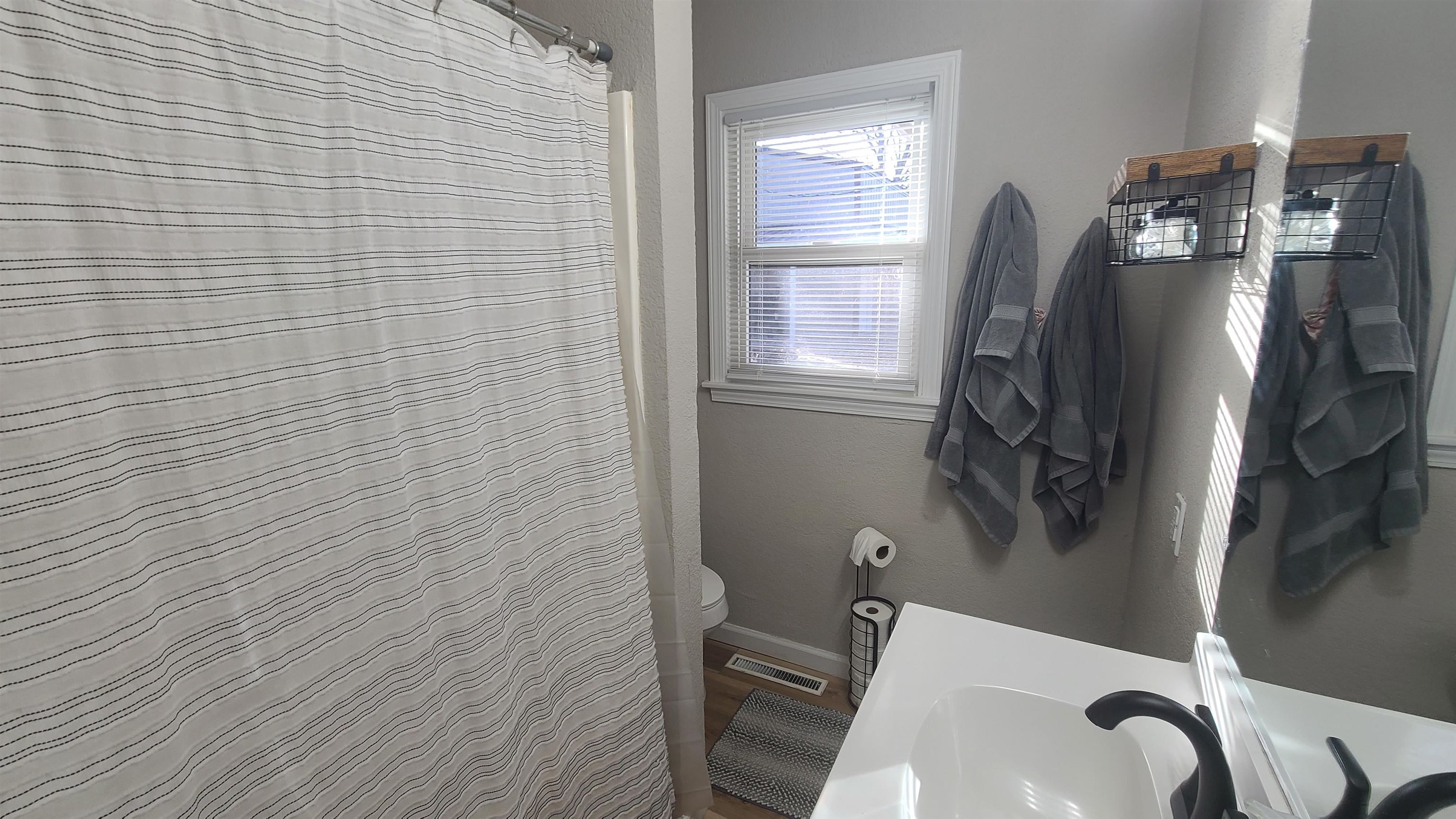 1923 Robbins Street Augusta KS 67010