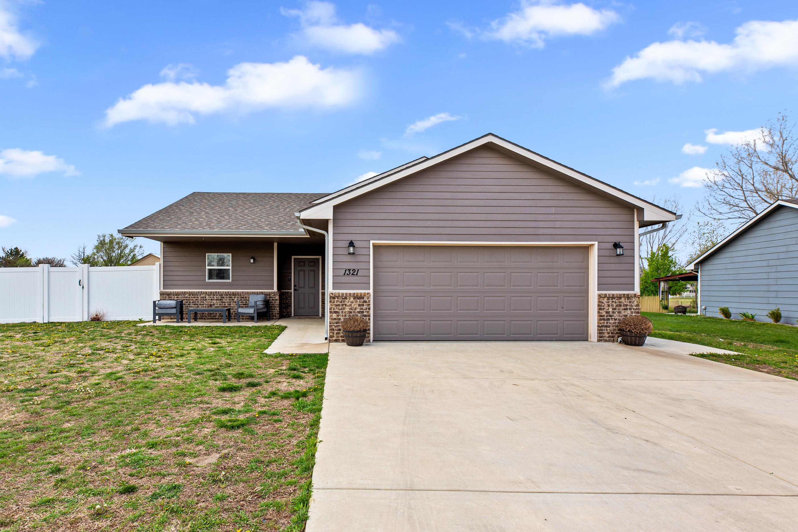 1321 Westover Lane Hesston KS 67062
