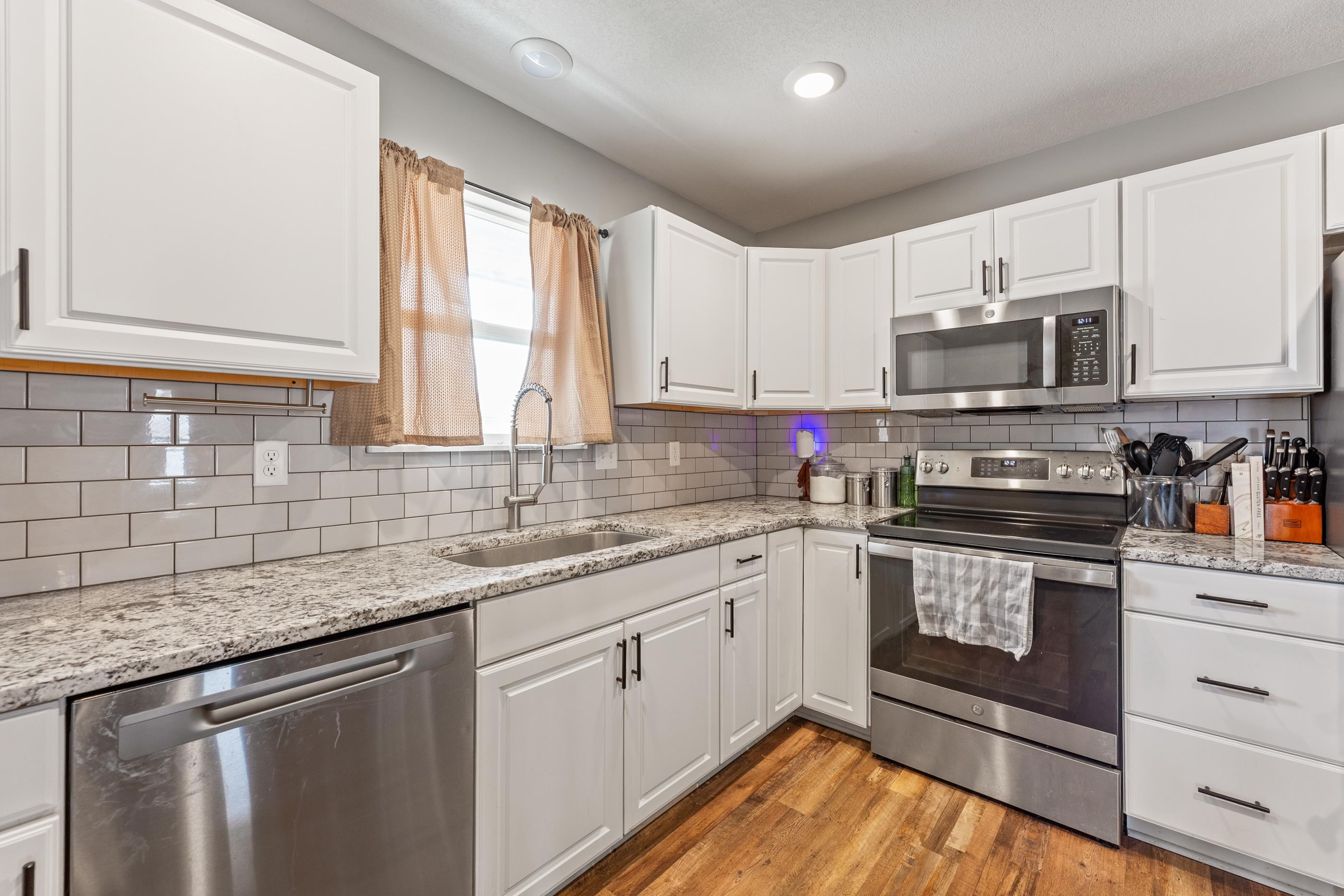 1321 Westover Lane Hesston KS 67062