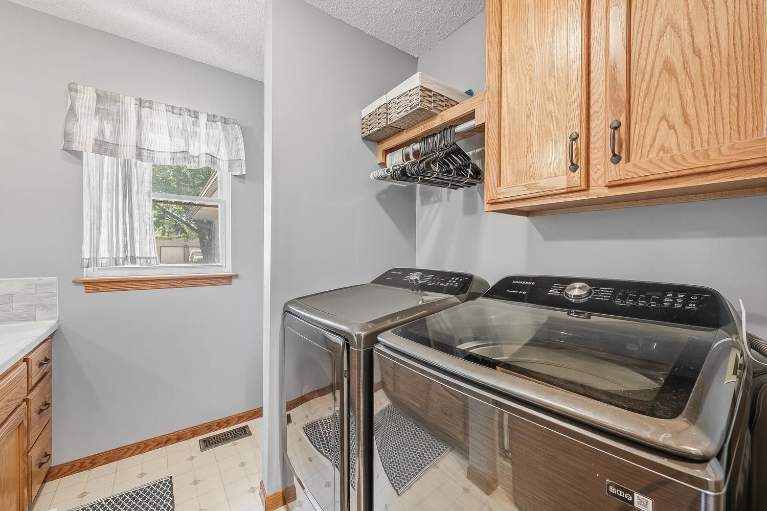 2614 S Larkin Drive Wichita KS 67216