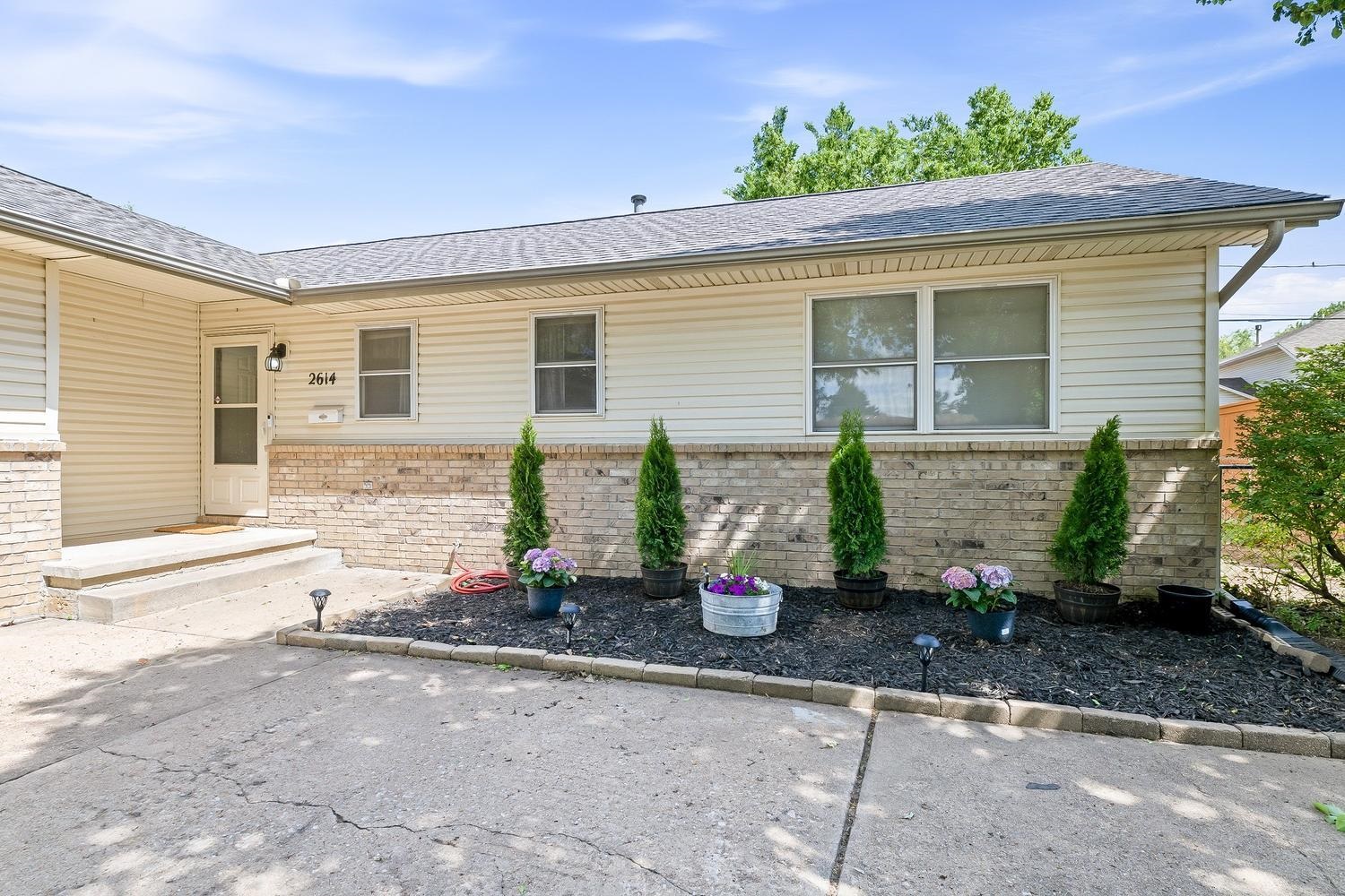 2614 S Larkin Drive Wichita KS 67216