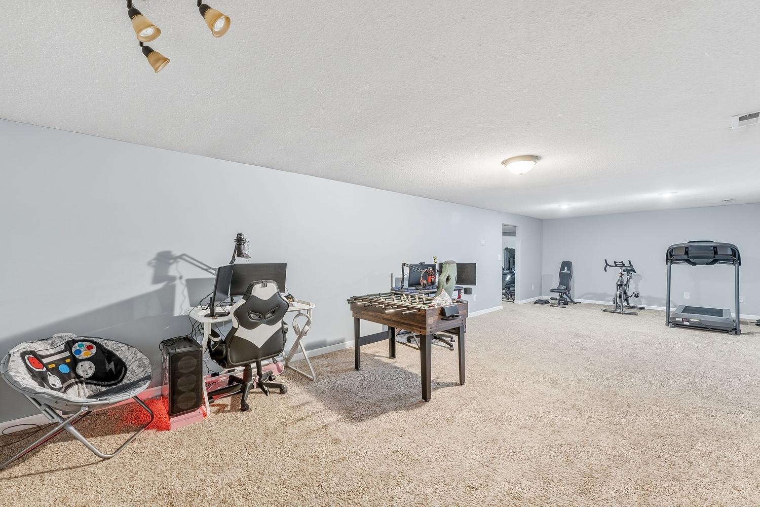 2614 S Larkin Drive Wichita KS 67216