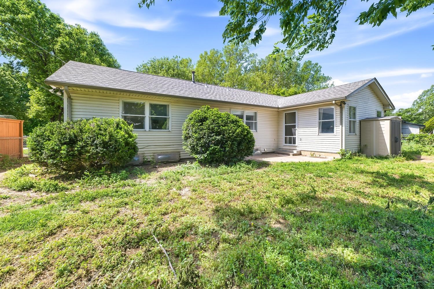 2614 S Larkin Drive Wichita KS 67216