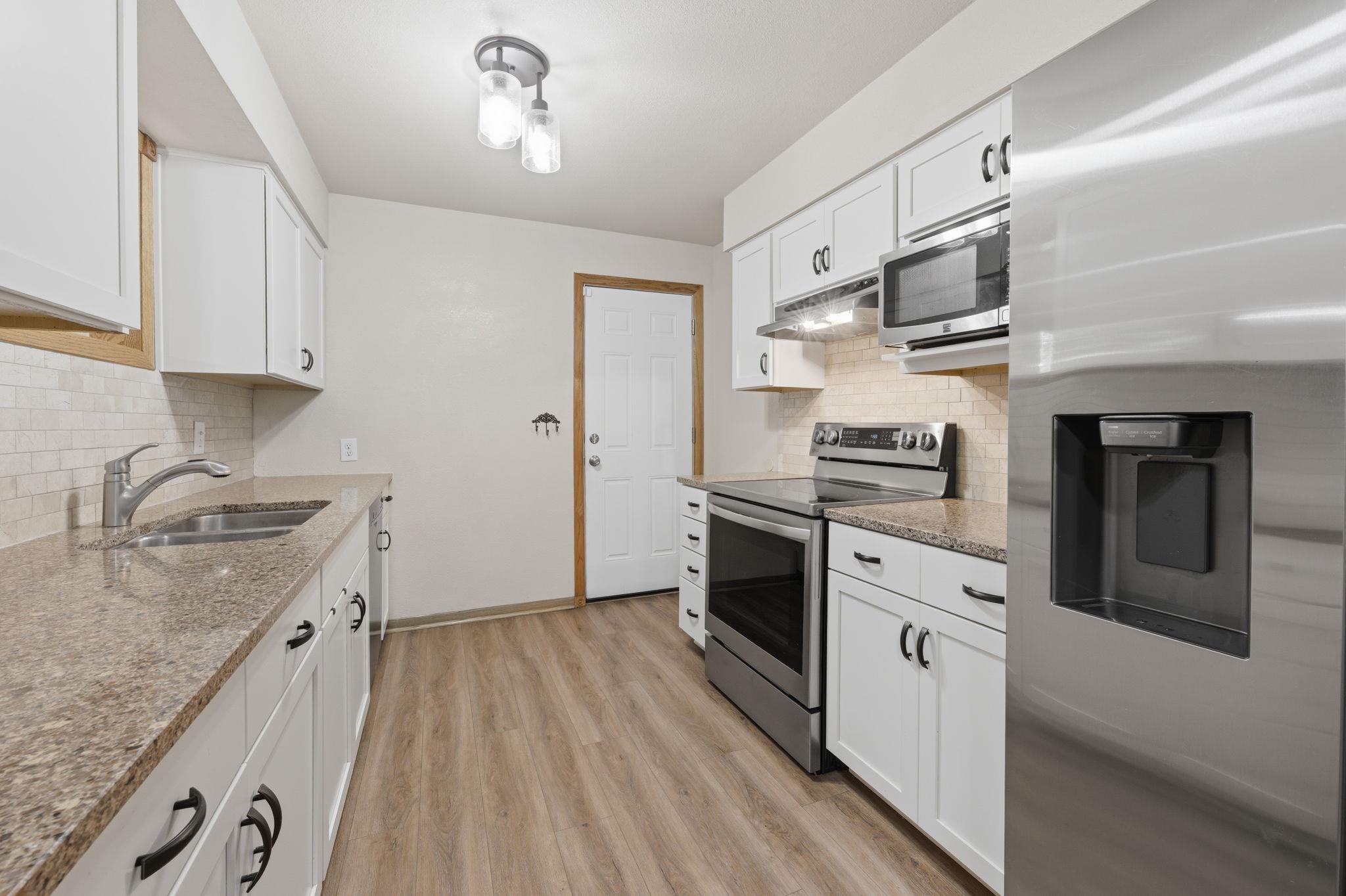 1800 W 3rd Avenue El Dorado KS 67042-3319
