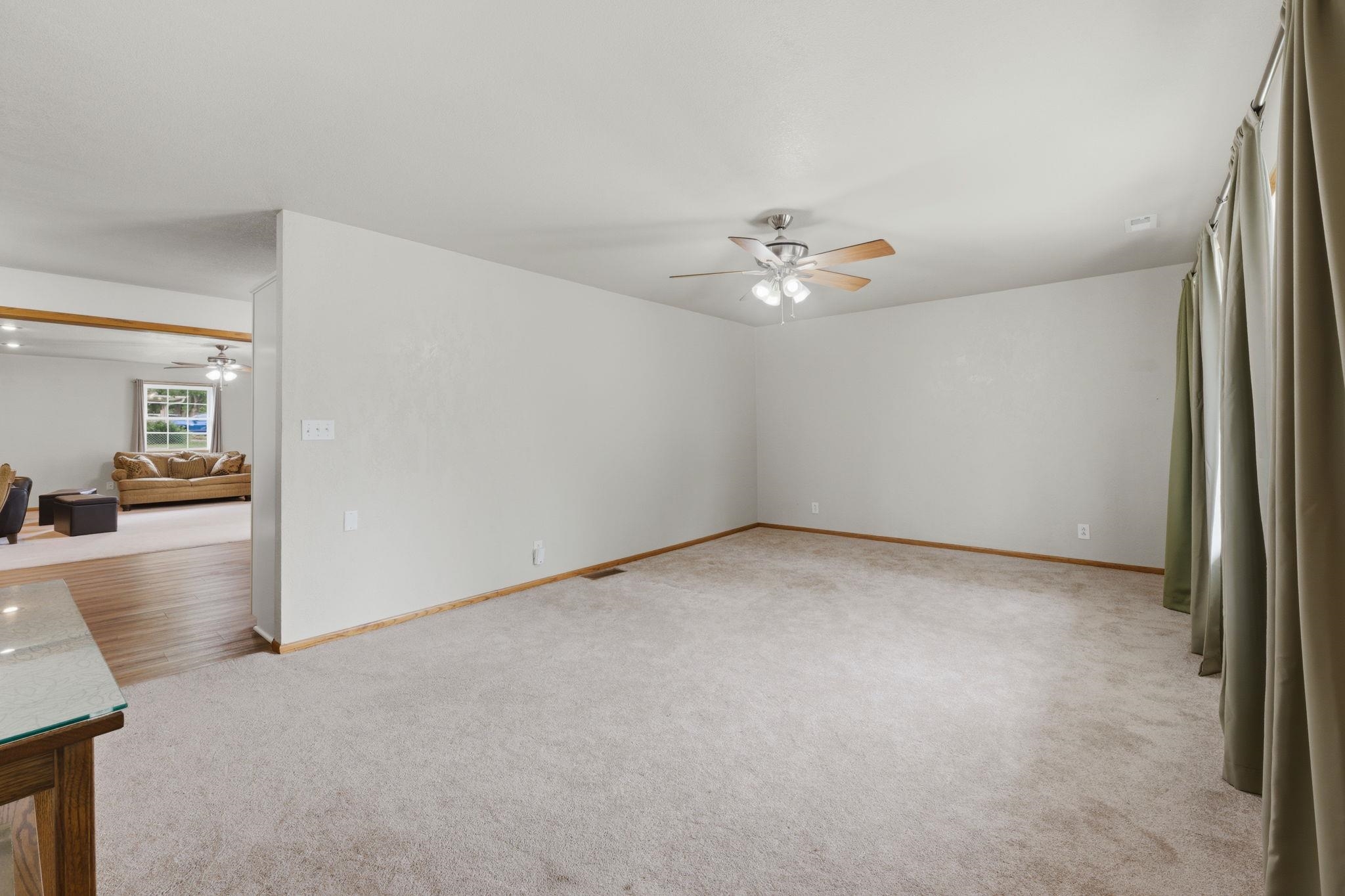 1800 W 3rd Avenue El Dorado KS 67042-3319
