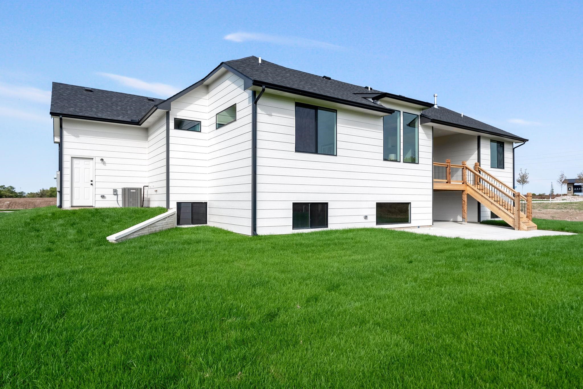 1011 S Brookside Goddard KS 67052