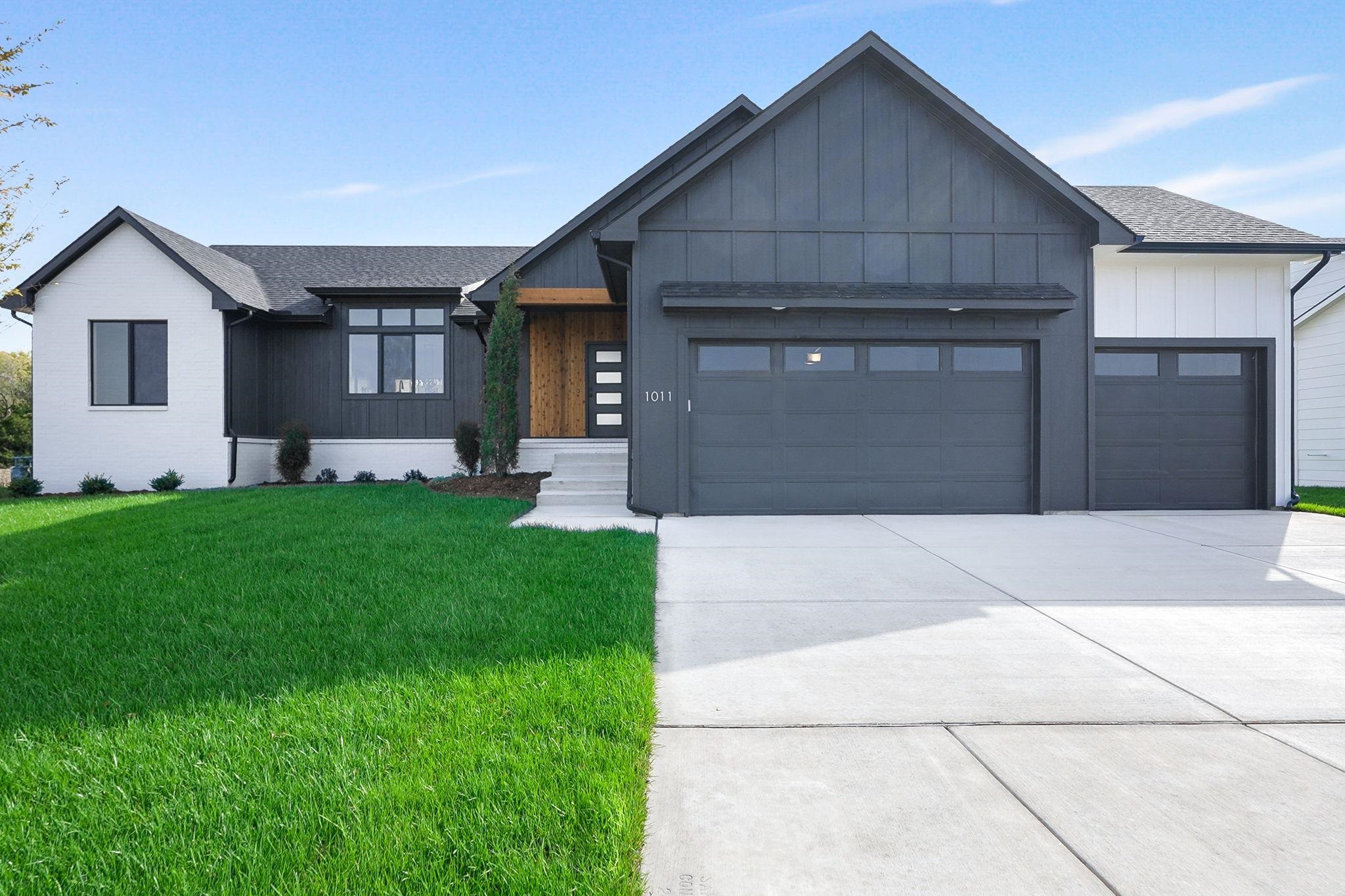 1011 S Brookside Goddard KS 67052