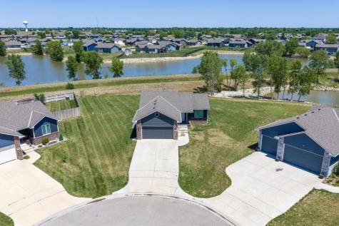 822 S Cattail Circle Haysville KS 67060