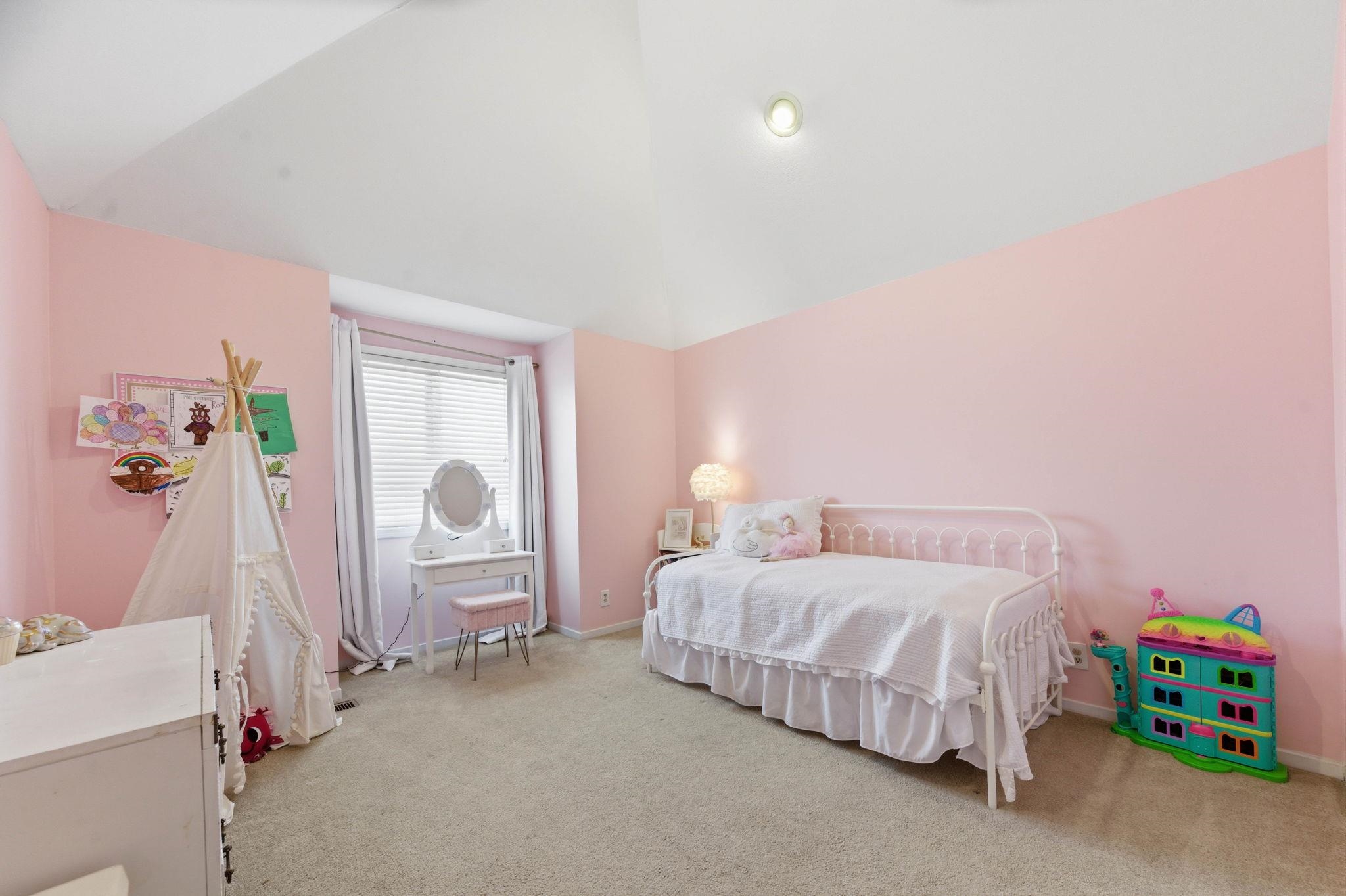 1319 N Tallyrand Street Wichita KS 67206