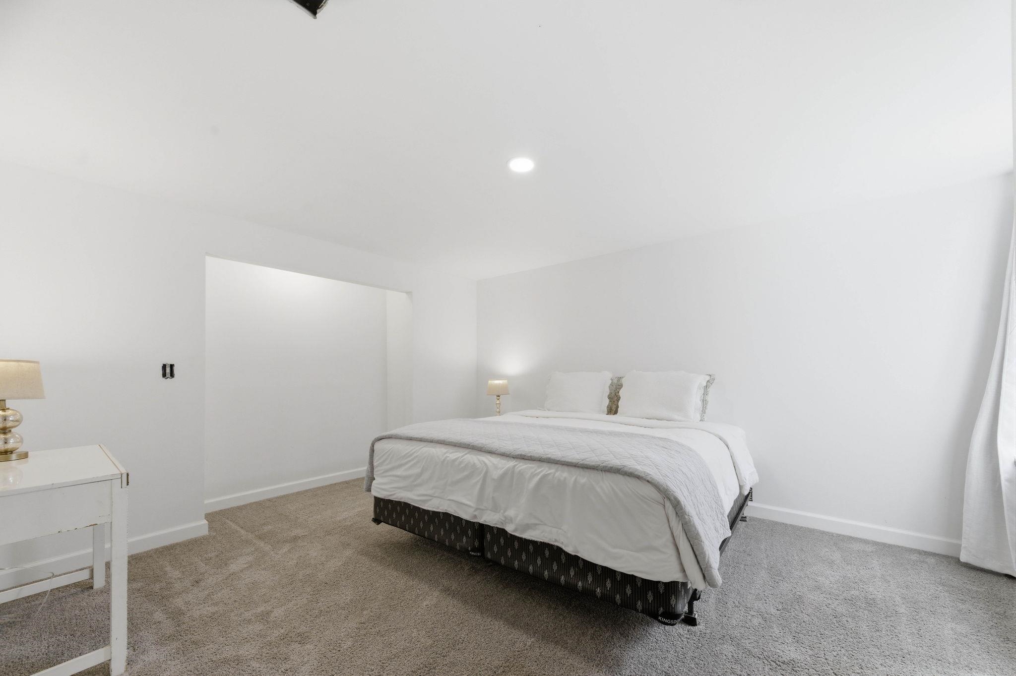 1319 N Tallyrand Street Wichita KS 67206