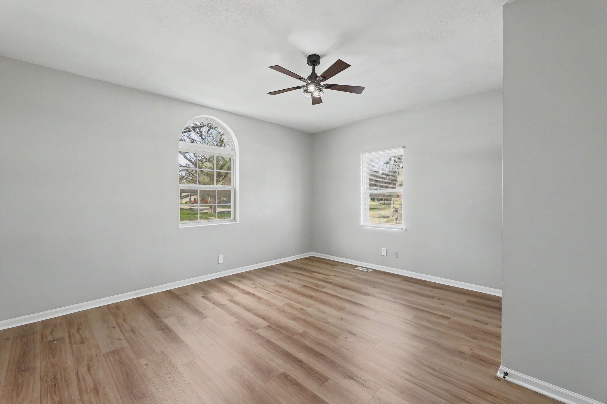 206 Pine Street Halstead KS 67056