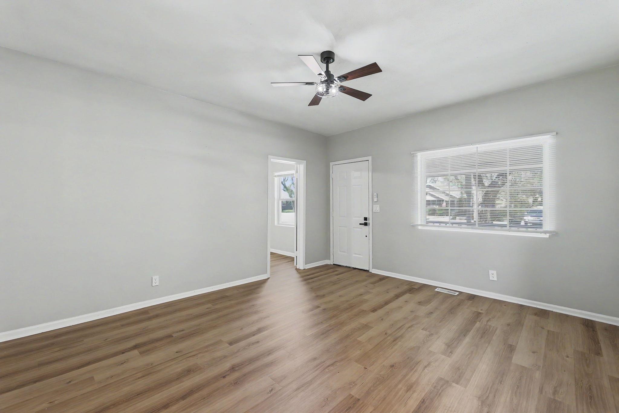 206 Pine Street Halstead KS 67056
