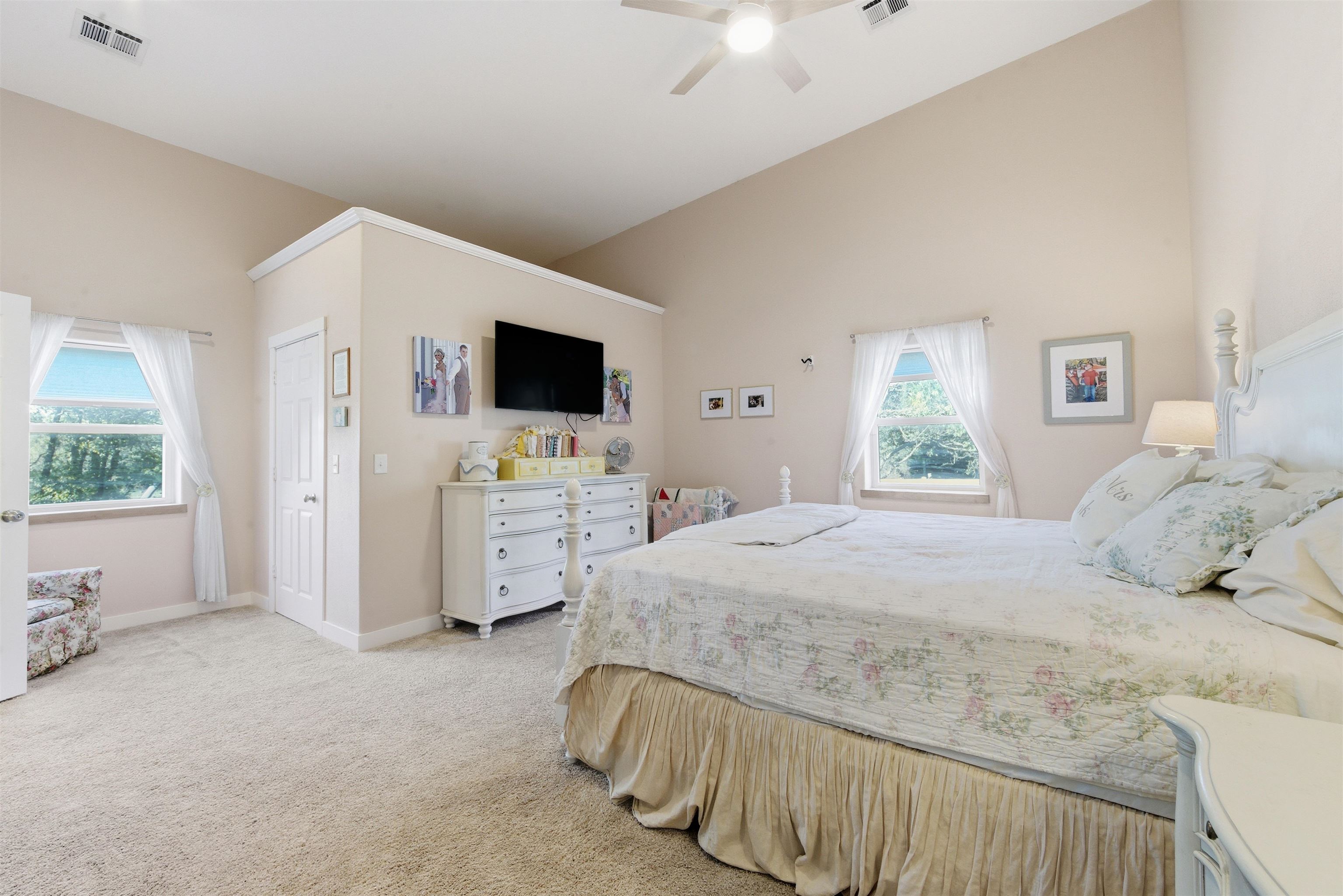 1370 N River Road Mulvane KS 67110