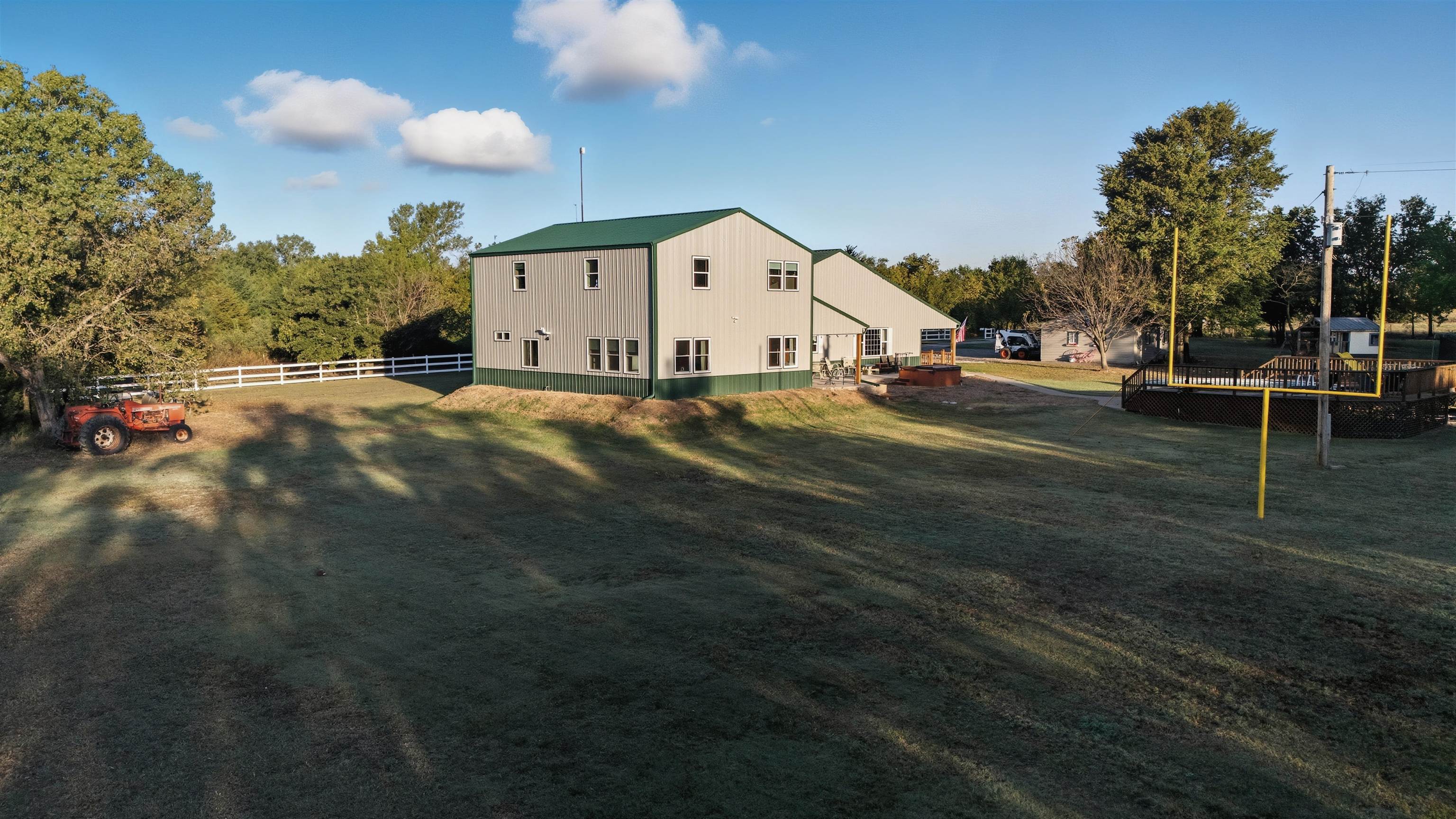 1370 N River Road Mulvane KS 67110