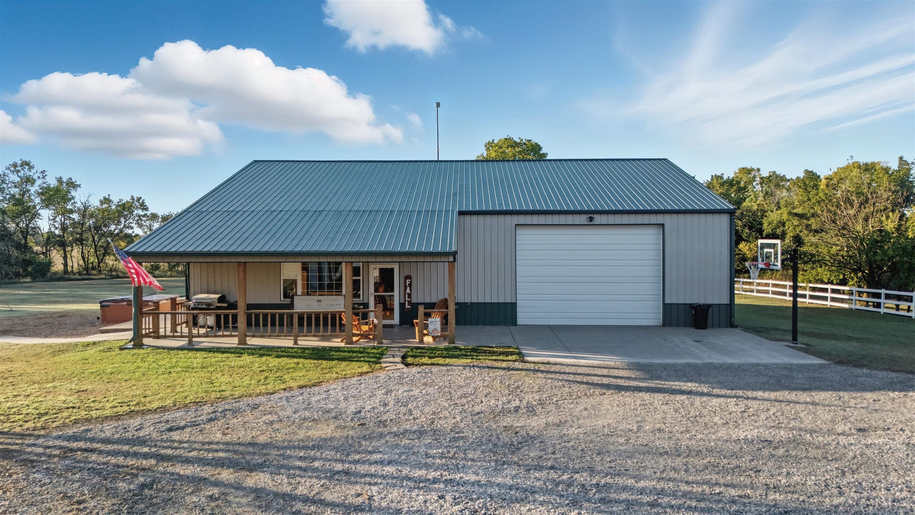 1370 N River Road Mulvane KS 67110
