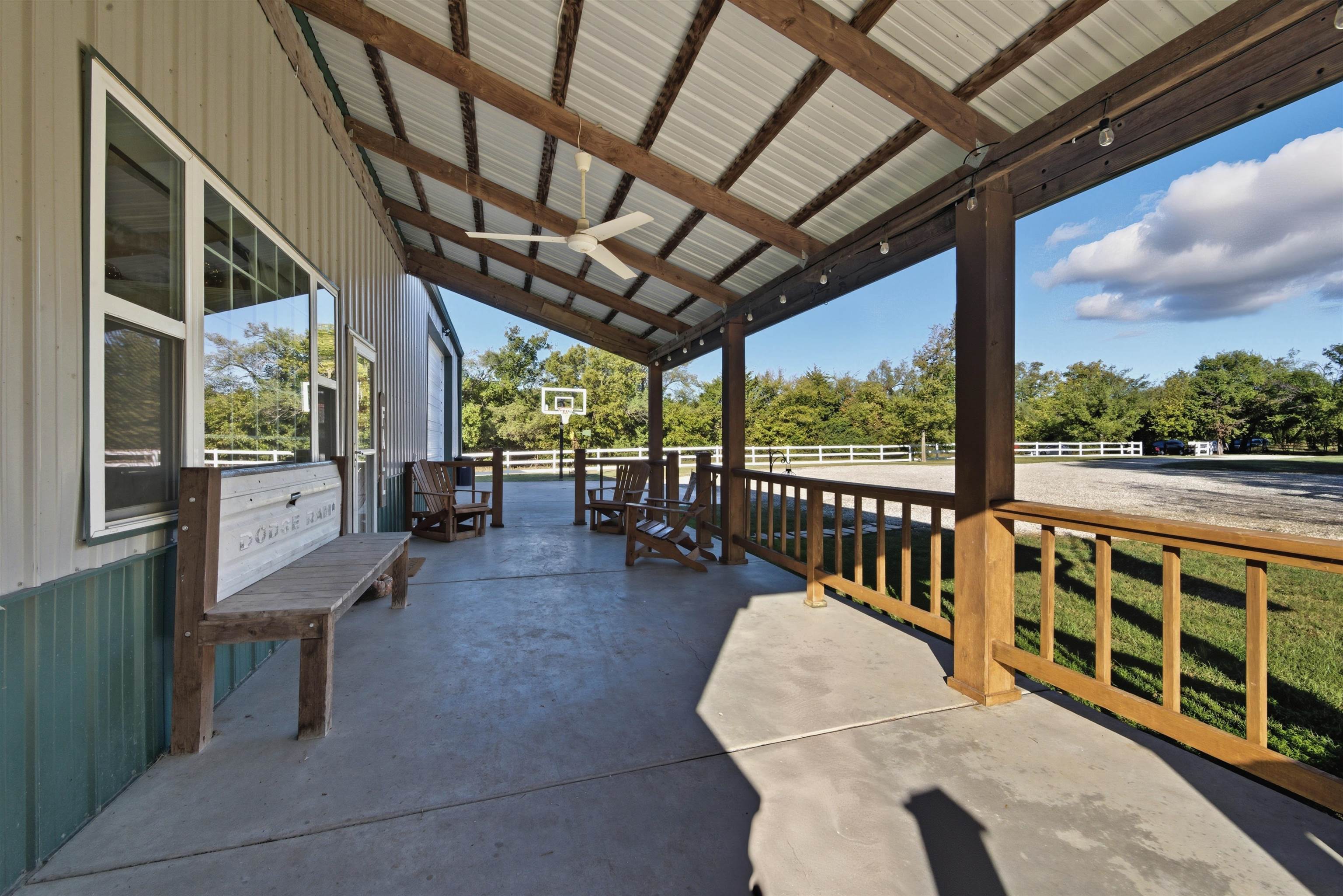 1370 N River Road Mulvane KS 67110