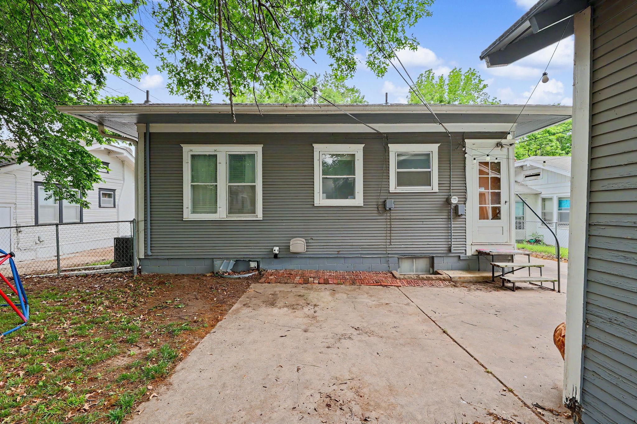 928 N Rutan Avenue Wichita KS 67208