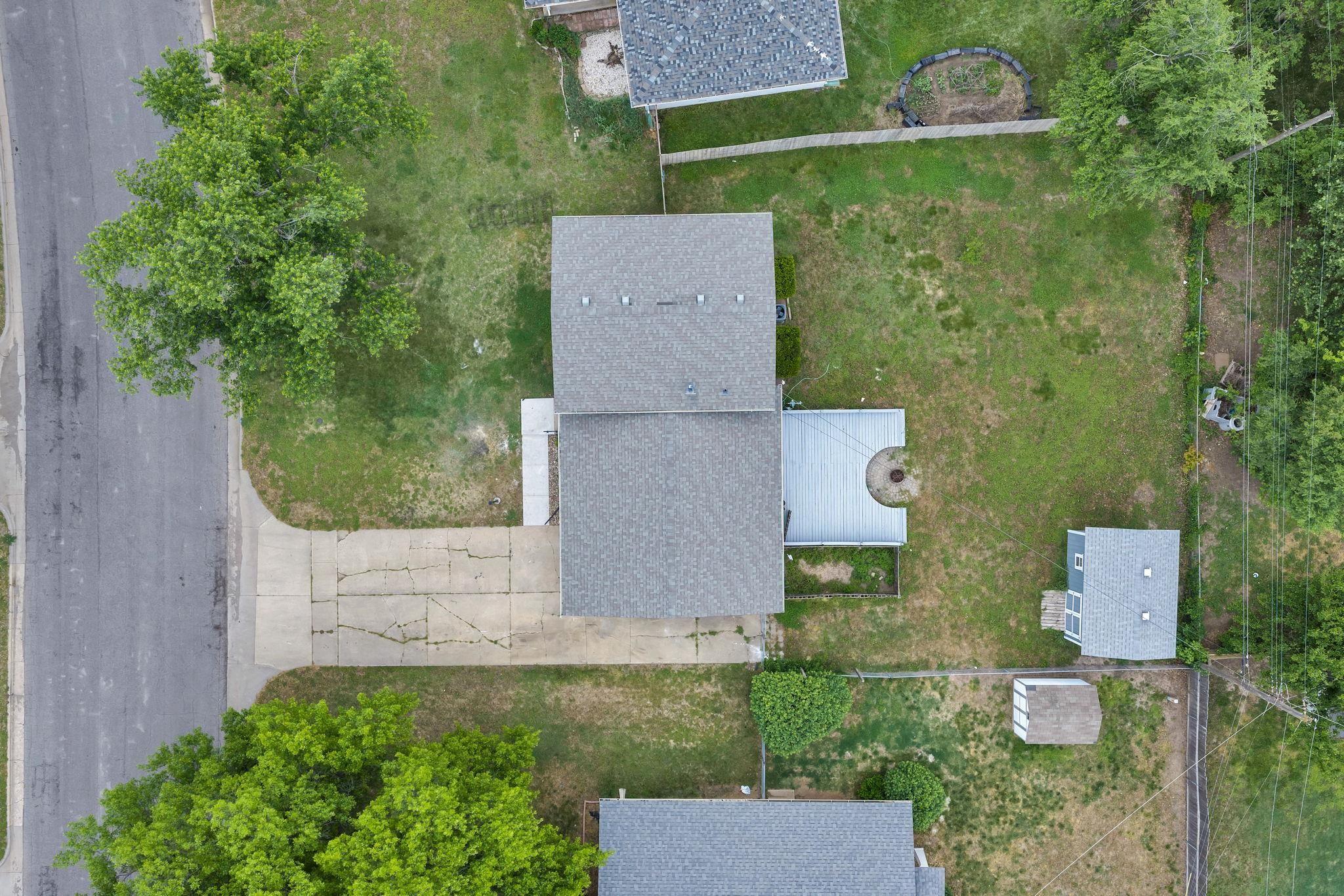 995 N Country Acres Avenue Wichita KS 67212