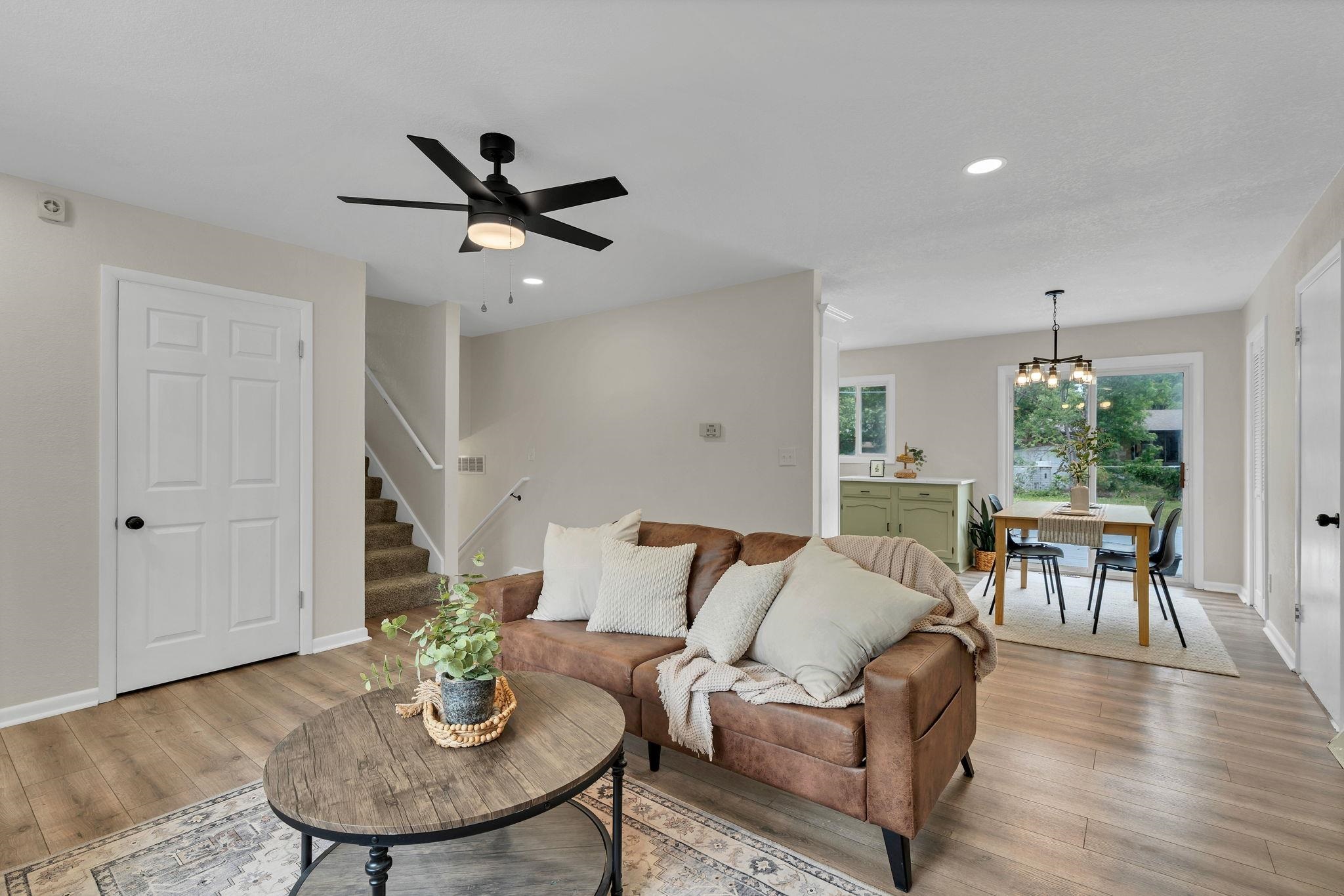 995 N Country Acres Avenue Wichita KS 67212