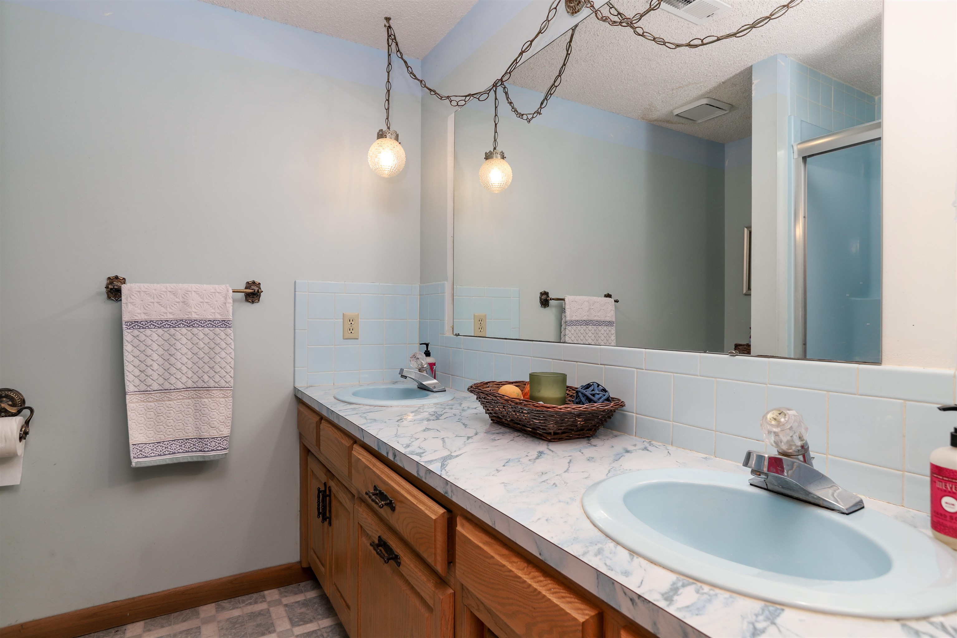 9838 W Dubon Street Wichita KS 67209