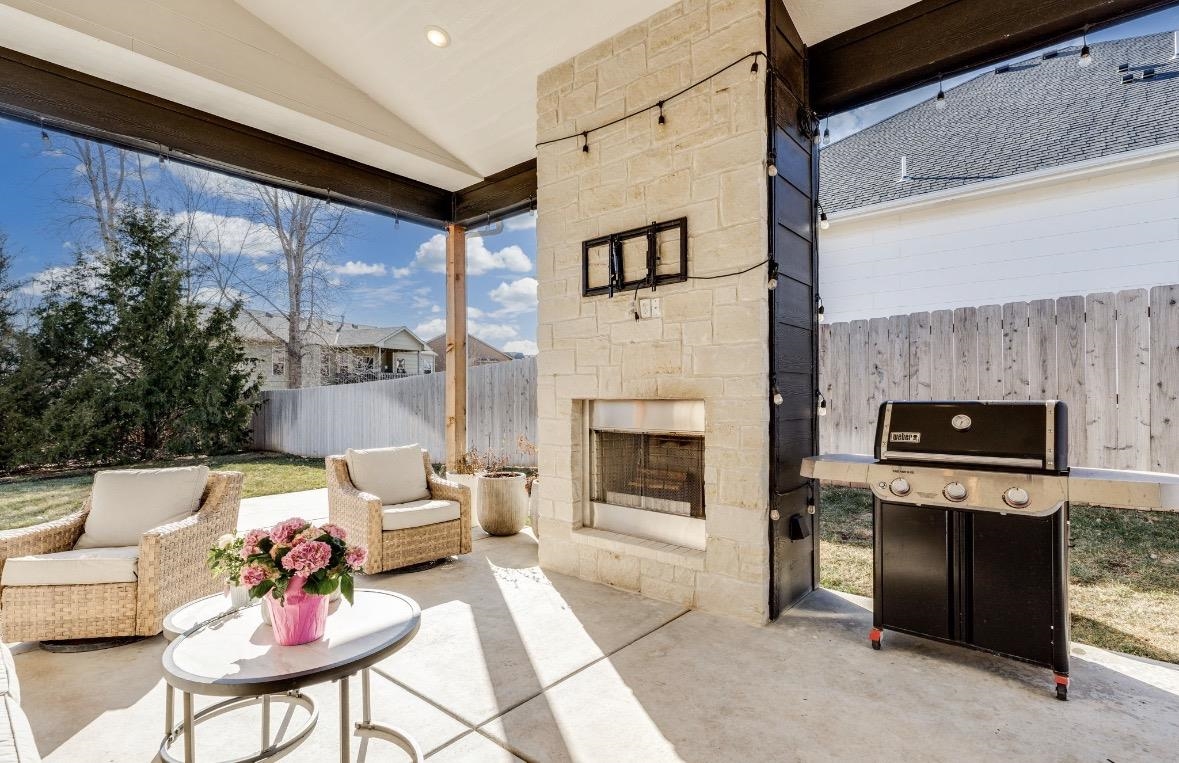 1605 N Lakeside Drive Andover KS 67002